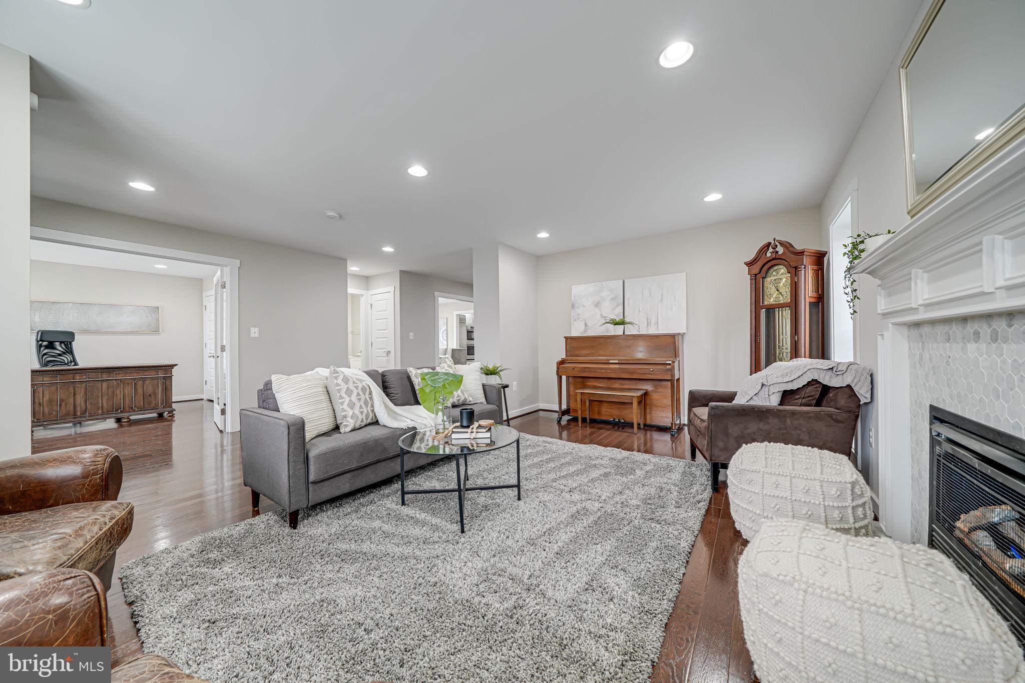 HIGHVIEW PARK - Residential