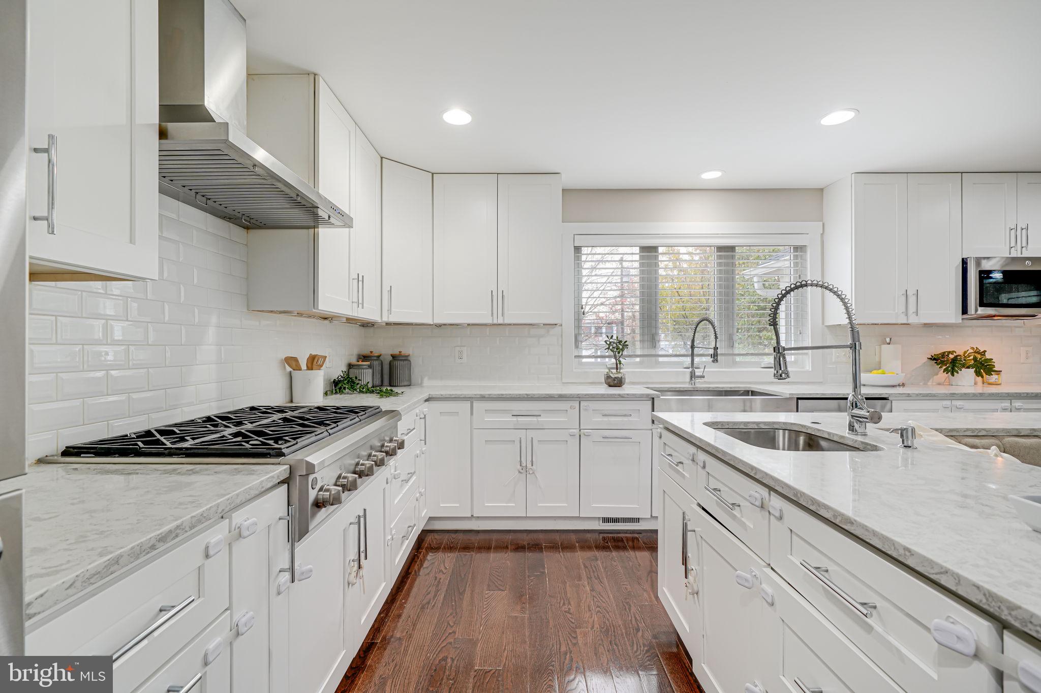 HIGHVIEW PARK - Residential