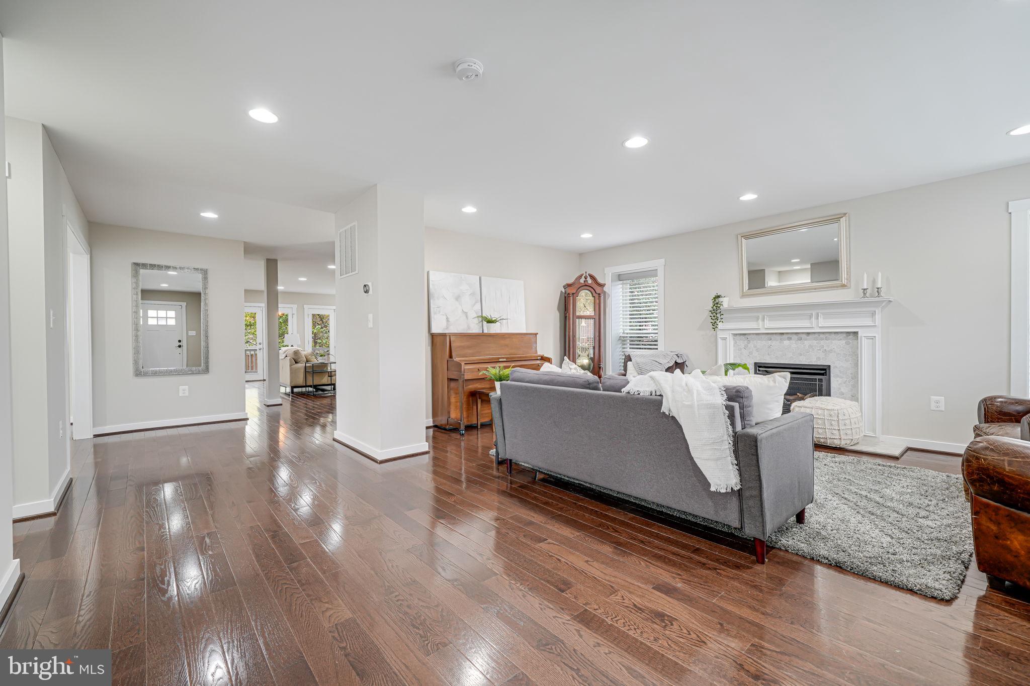 HIGHVIEW PARK - Residential