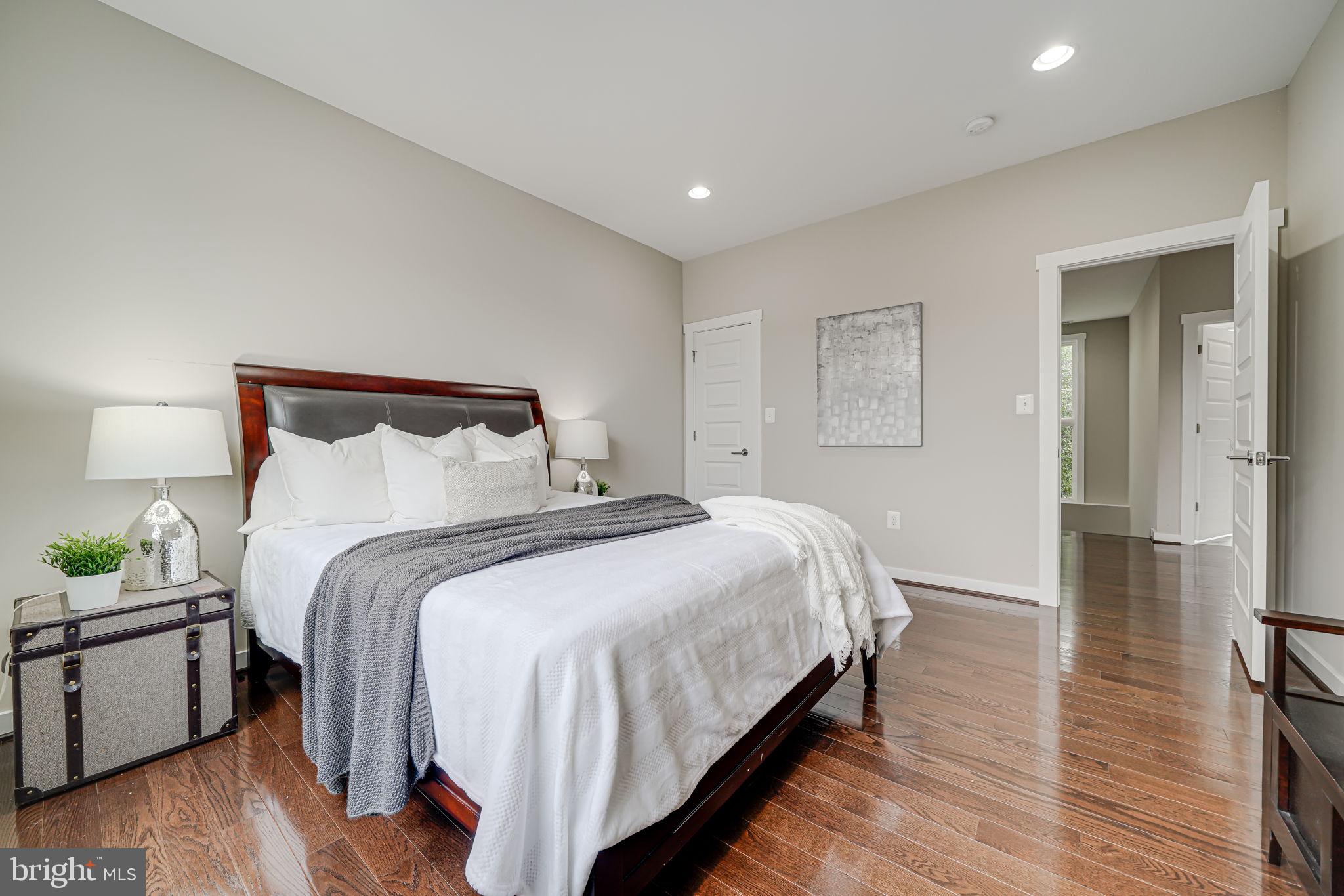 HIGHVIEW PARK - Residential