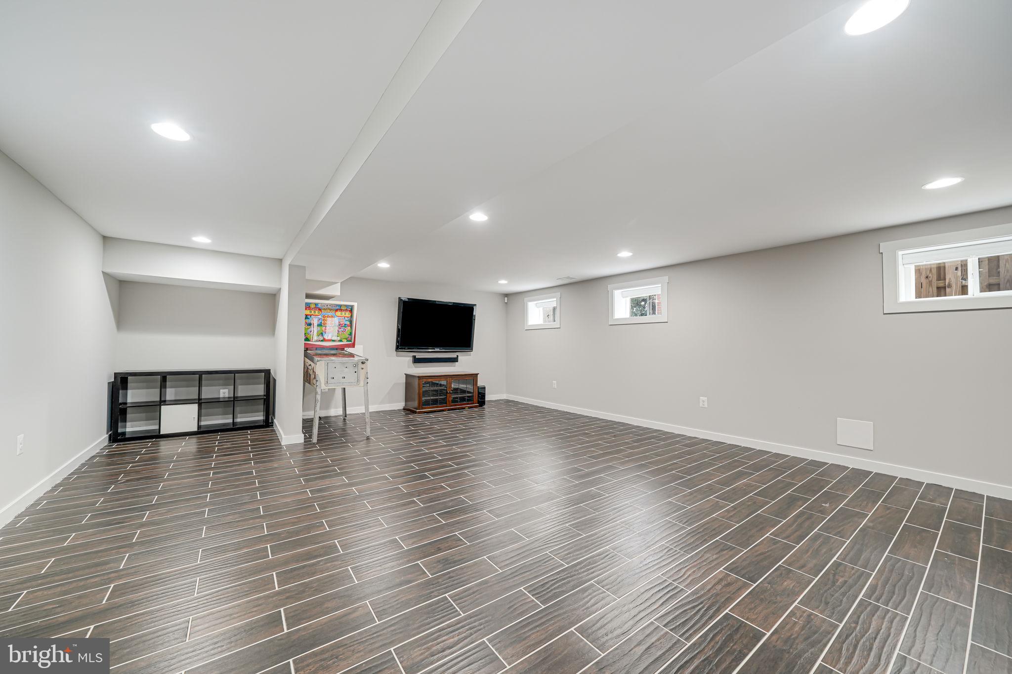 HIGHVIEW PARK - Residential