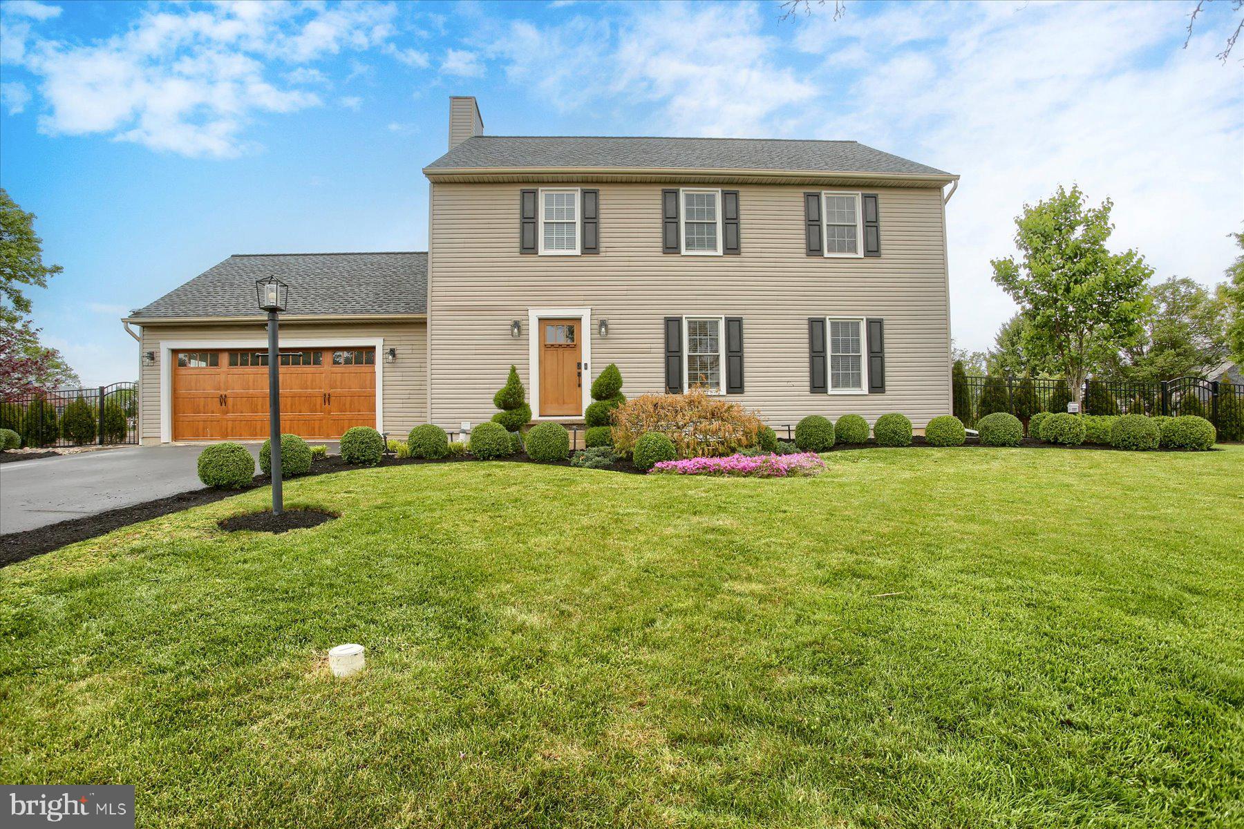 11 WHEATSTONE DRIVE