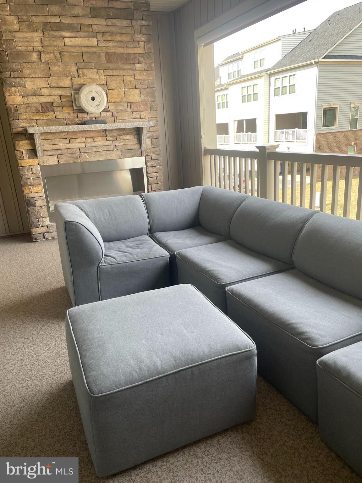 LANDSDALE - Residential Lease