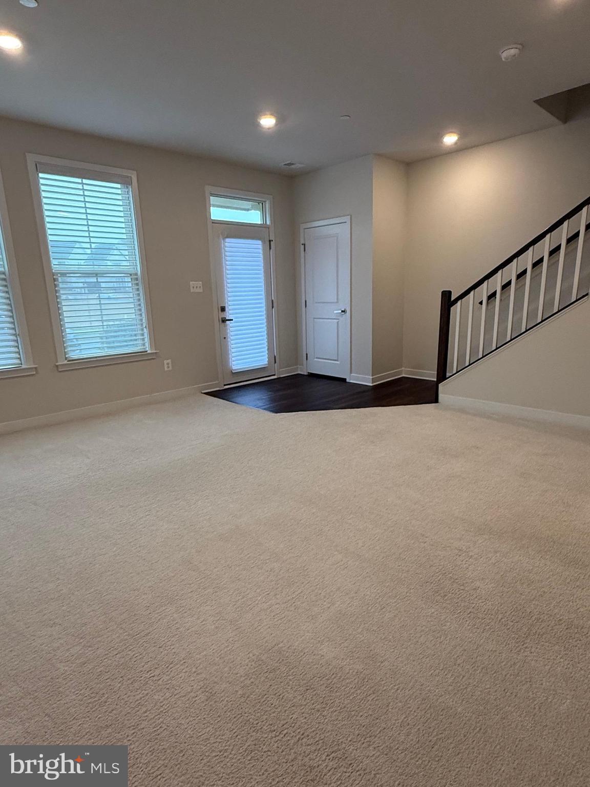 LANDSDALE - Residential Lease