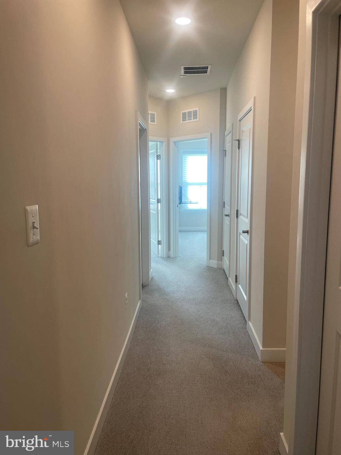 LANDSDALE - Residential Lease