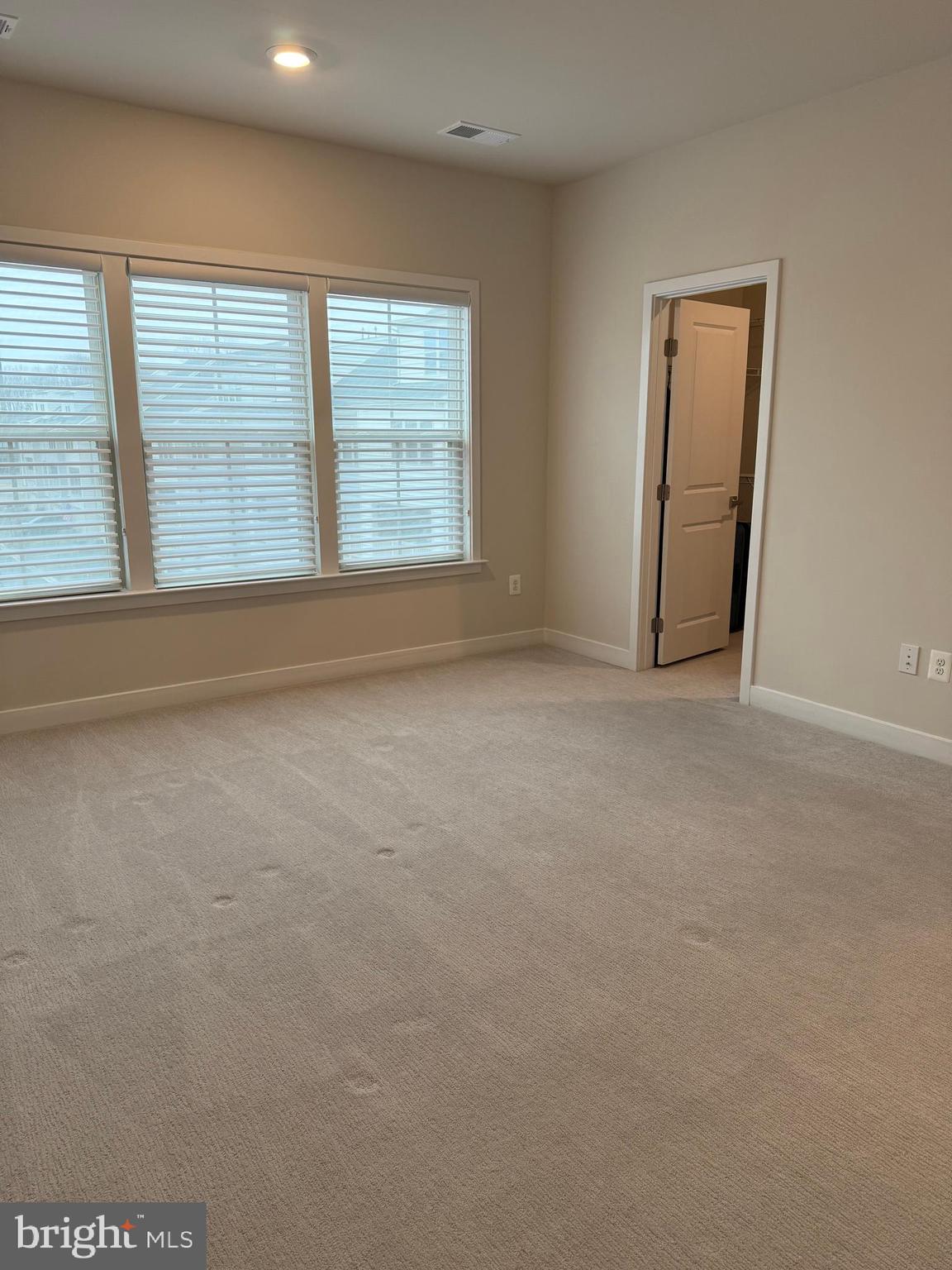 LANDSDALE - Residential Lease