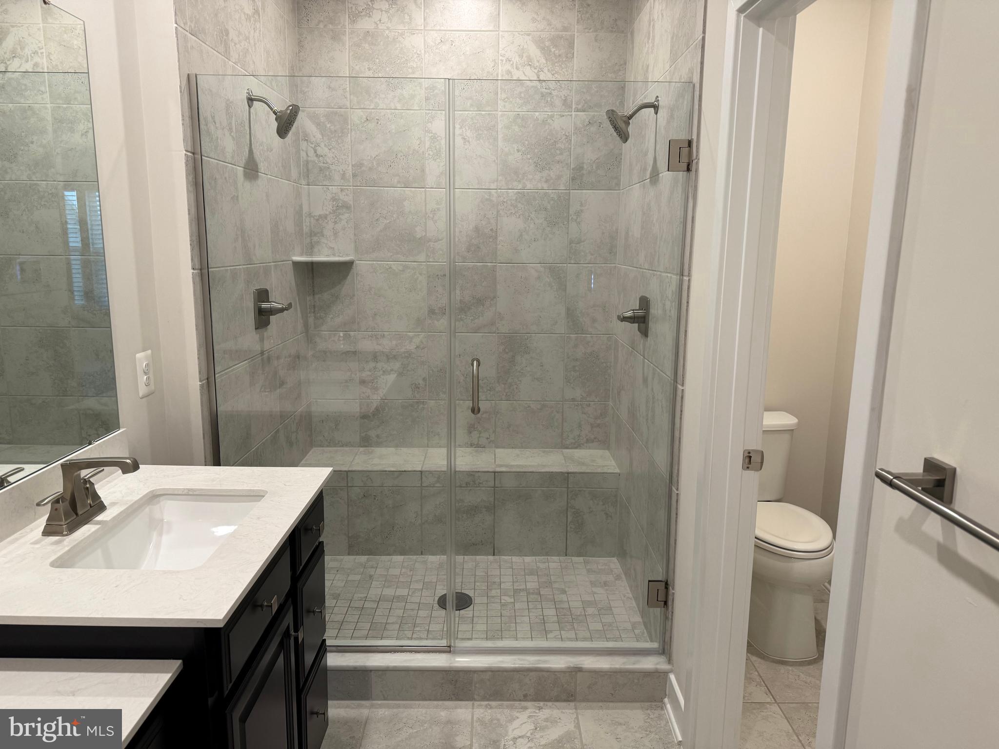 LANDSDALE - Residential Lease