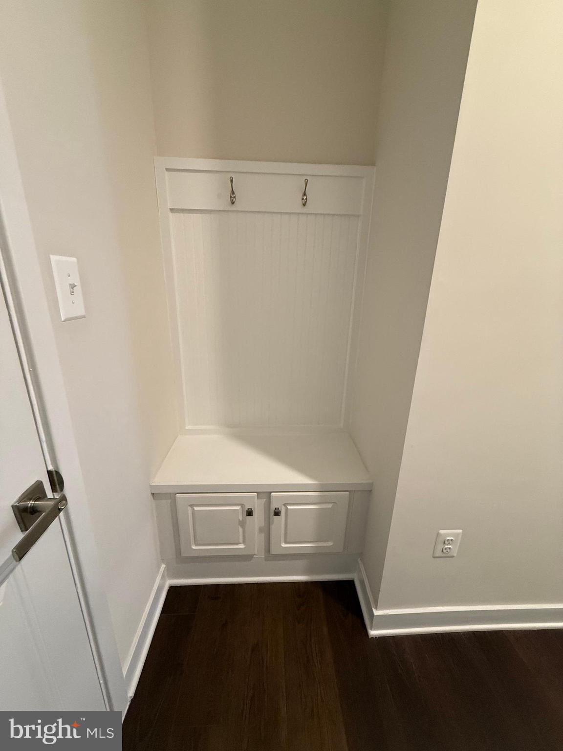 LANDSDALE - Residential Lease