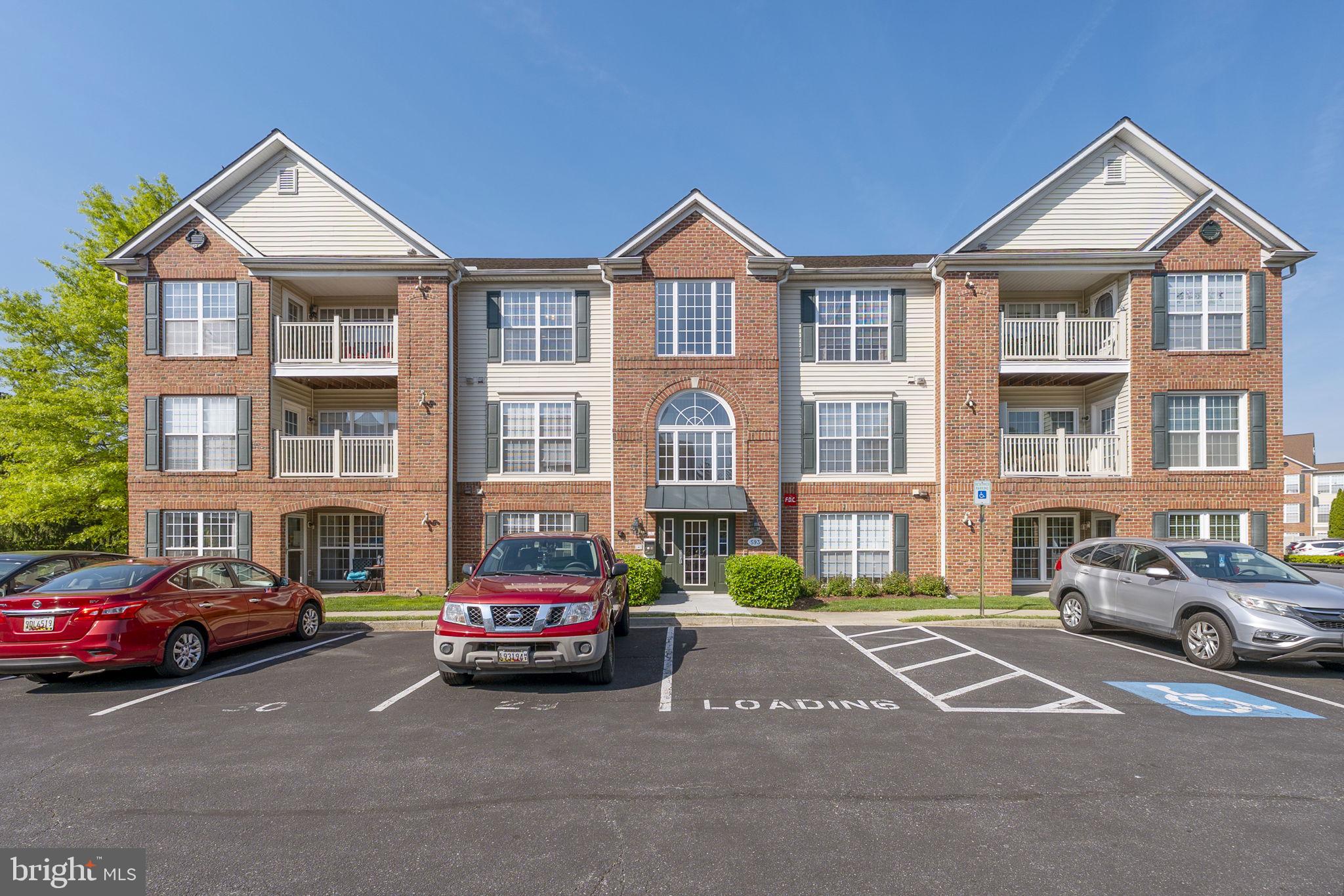 BALLENGER POINT CONDOS - Residential