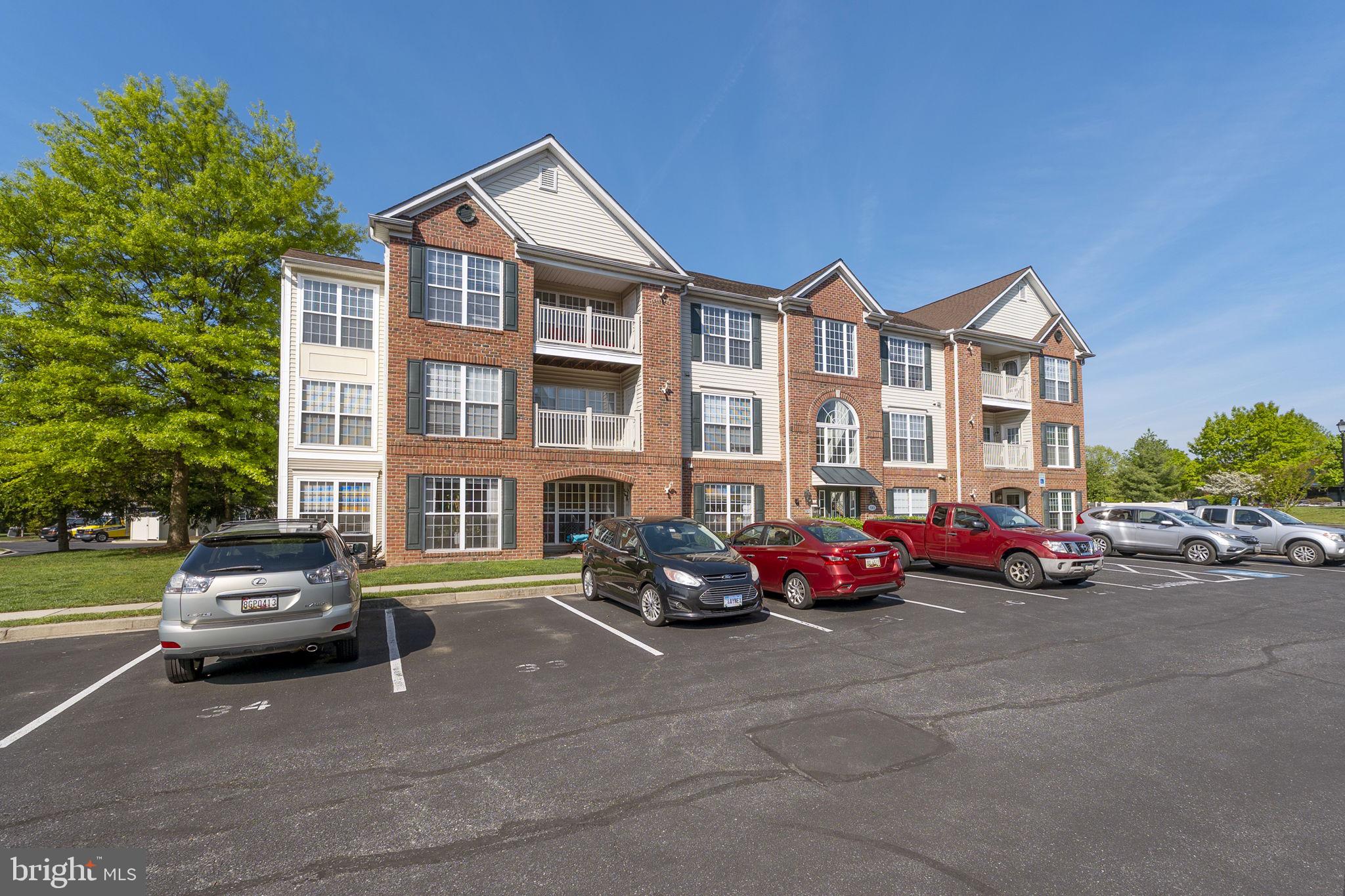 BALLENGER POINT CONDOS - Residential