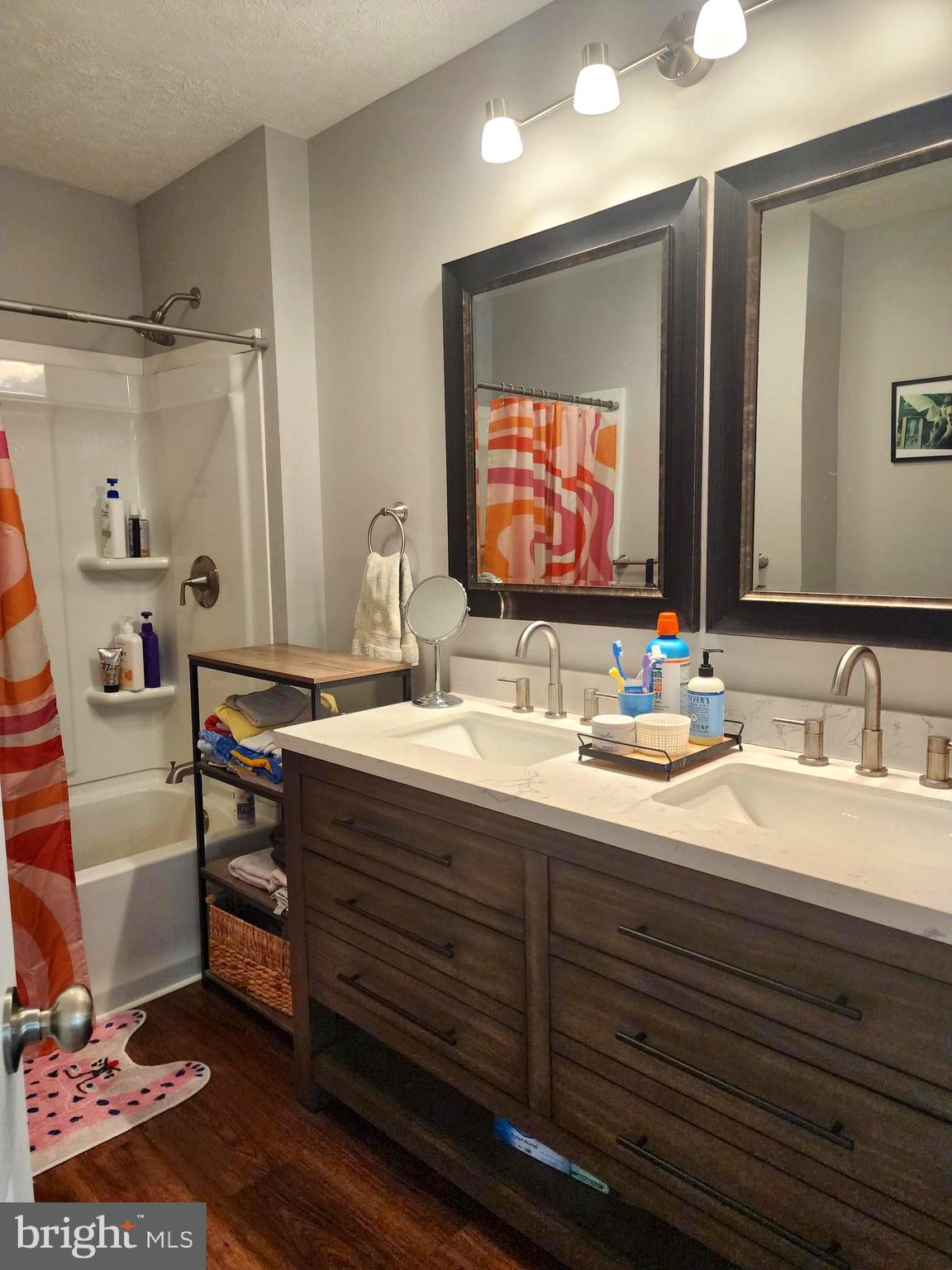 BEL AIR - Residential