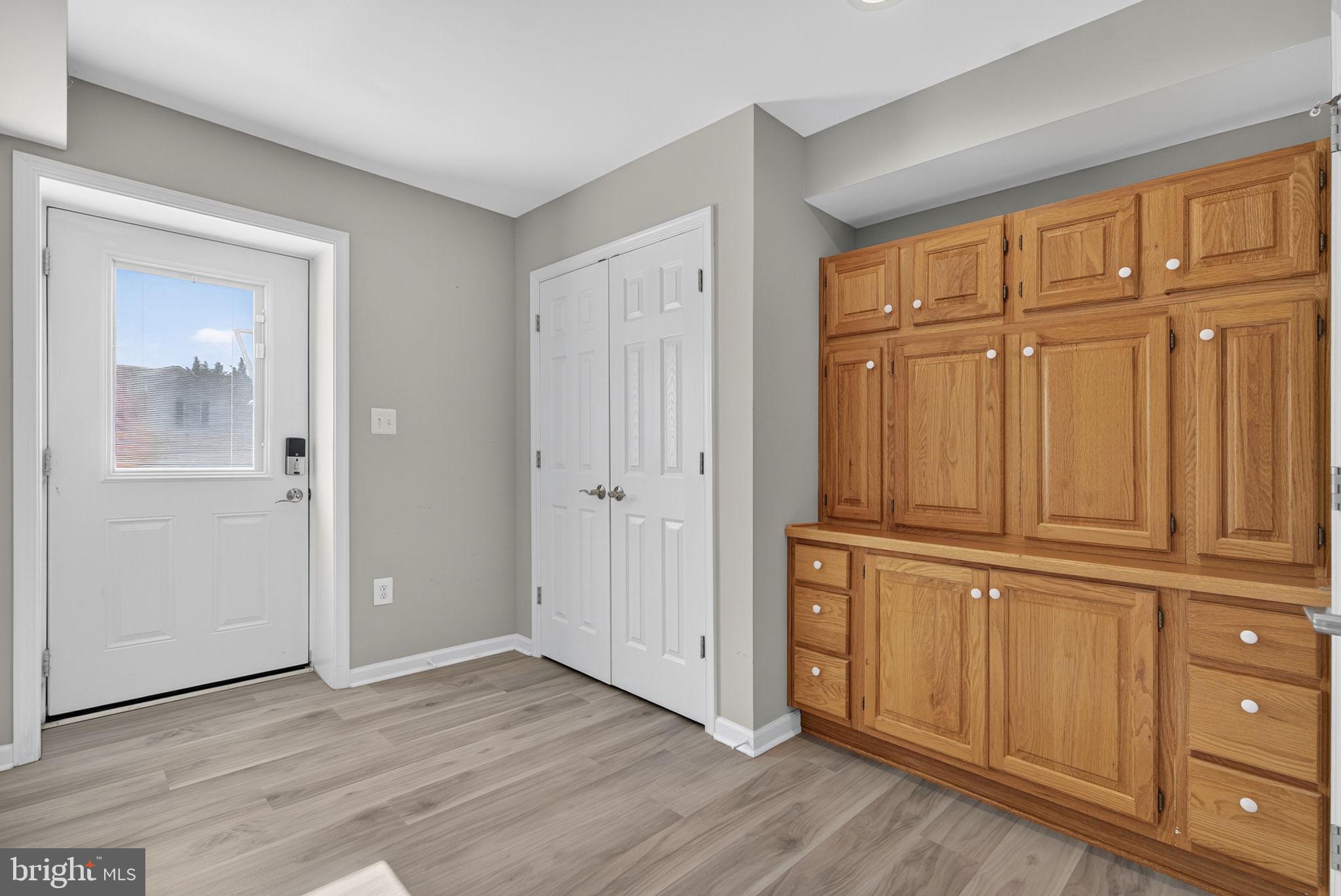 LORD FAIRFAX/MDLTWN GLEN - Residential