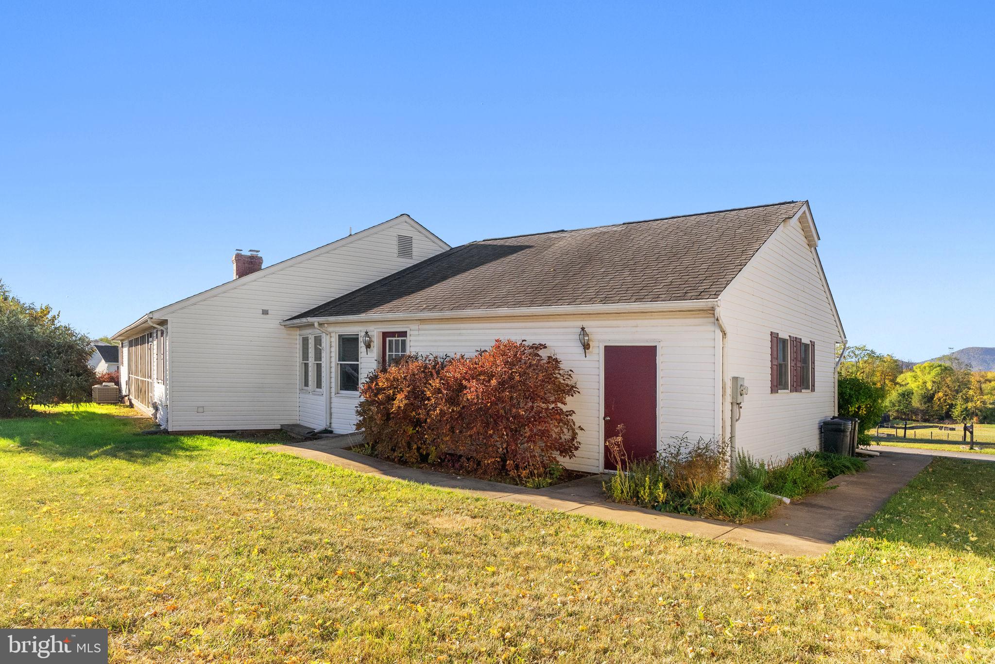 LORD FAIRFAX/MDLTWN GLEN - Residential