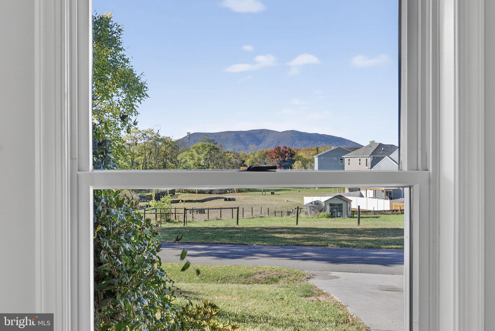 LORD FAIRFAX/MDLTWN GLEN - Residential