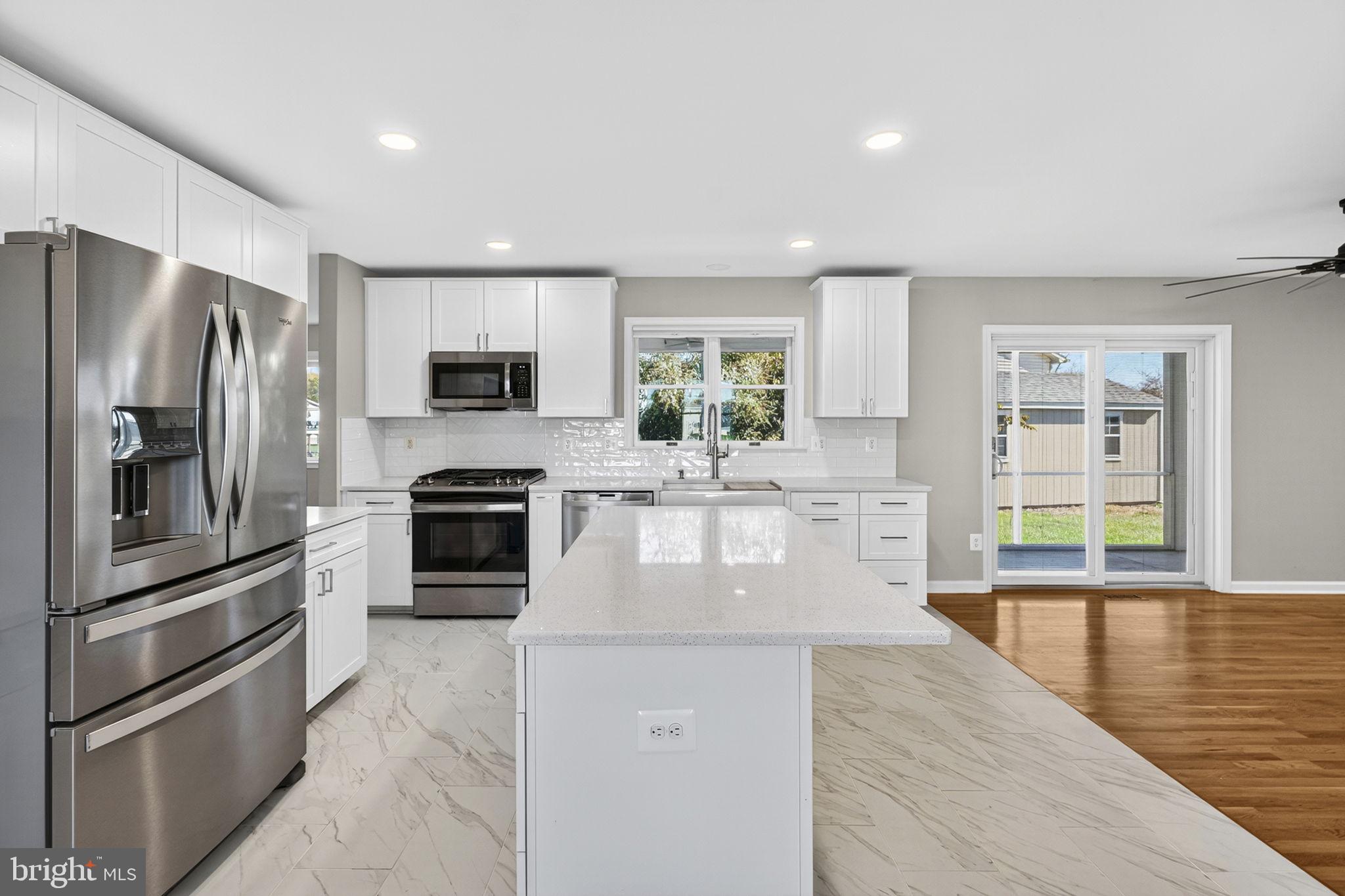 LORD FAIRFAX/MDLTWN GLEN - Residential