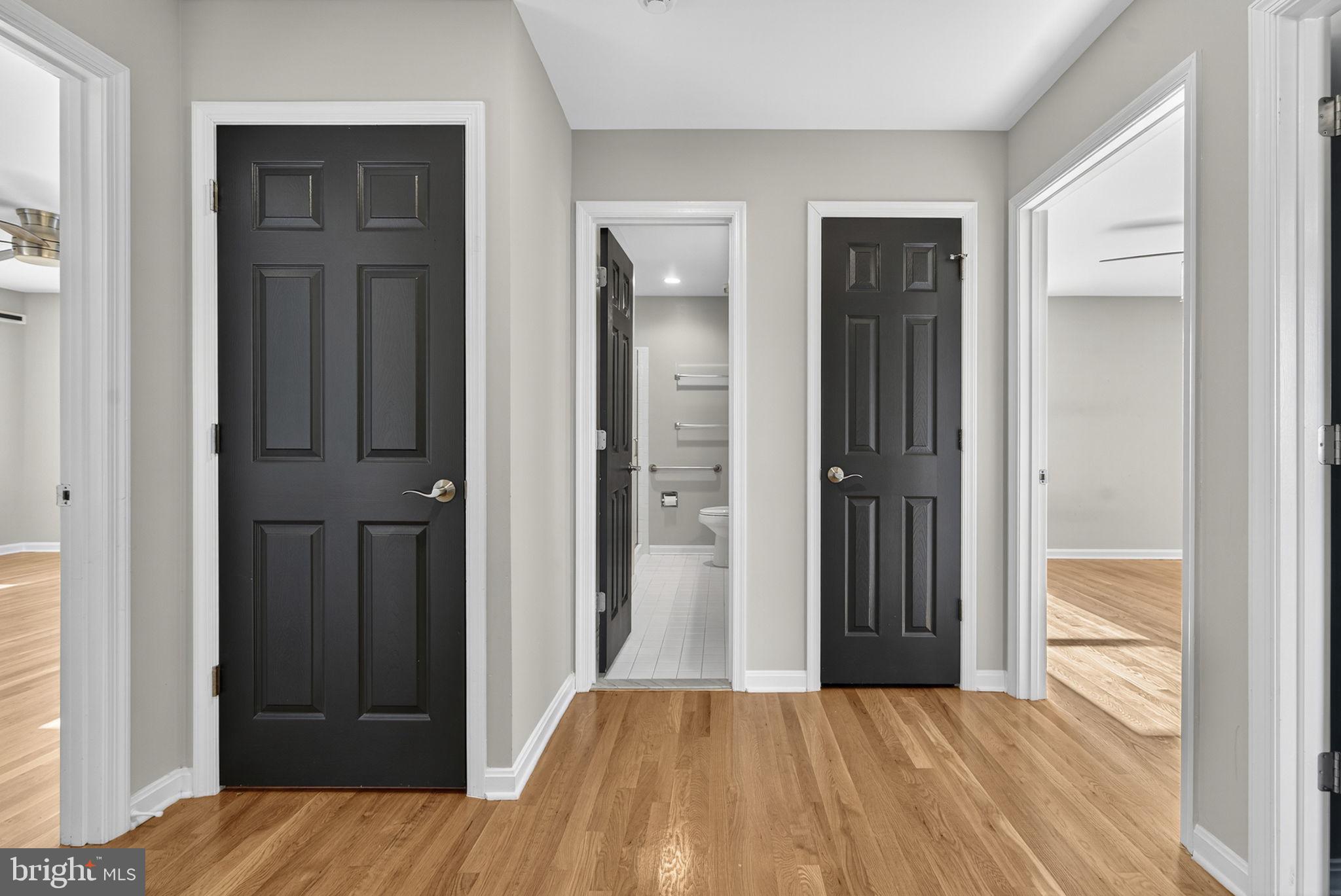 LORD FAIRFAX/MDLTWN GLEN - Residential