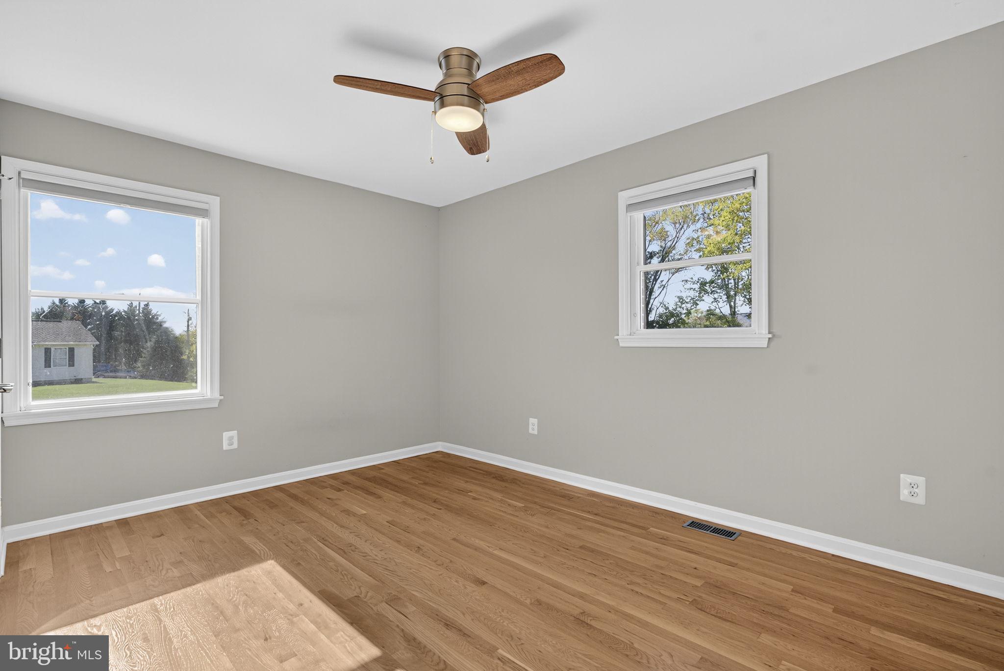 LORD FAIRFAX/MDLTWN GLEN - Residential