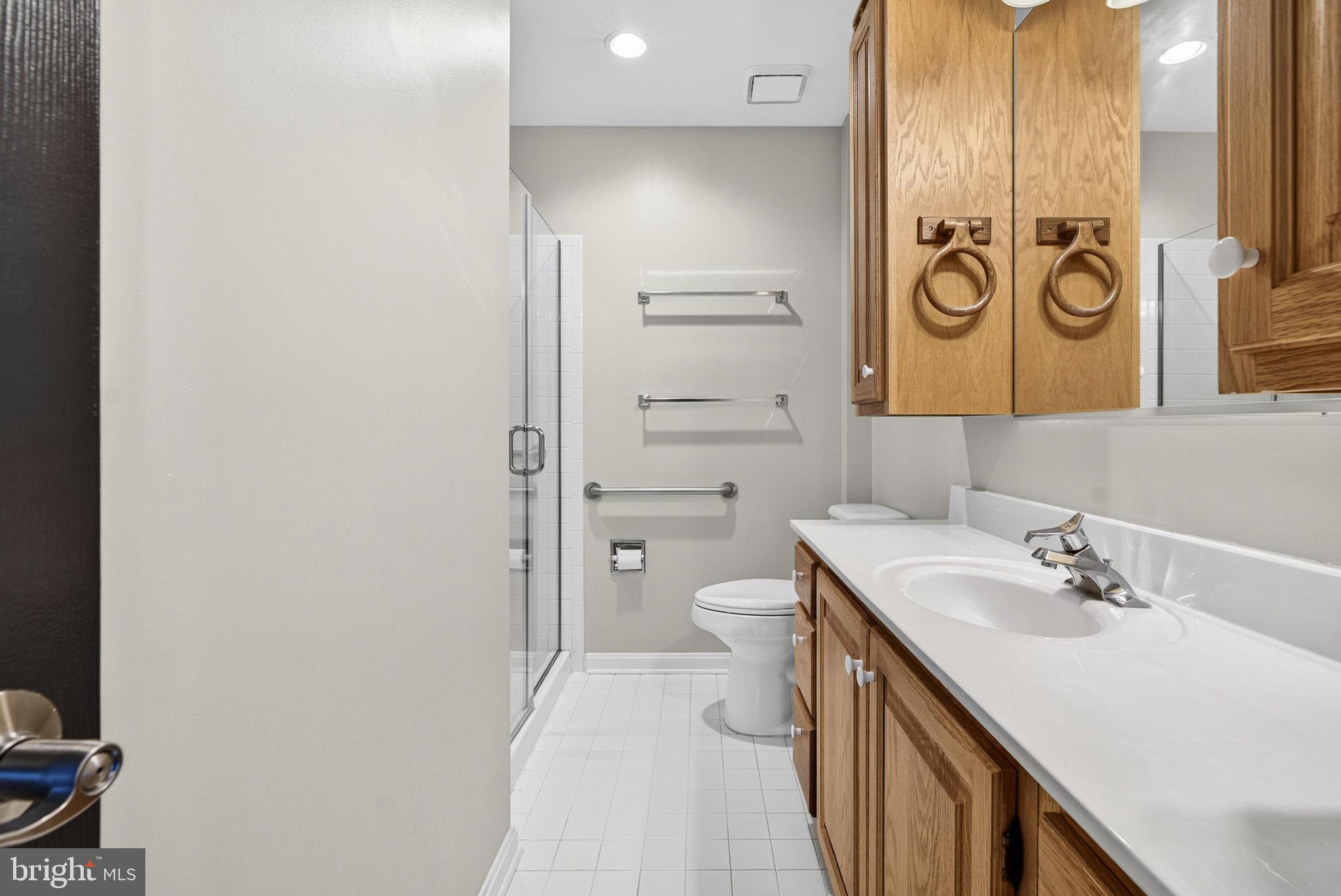 LORD FAIRFAX/MDLTWN GLEN - Residential