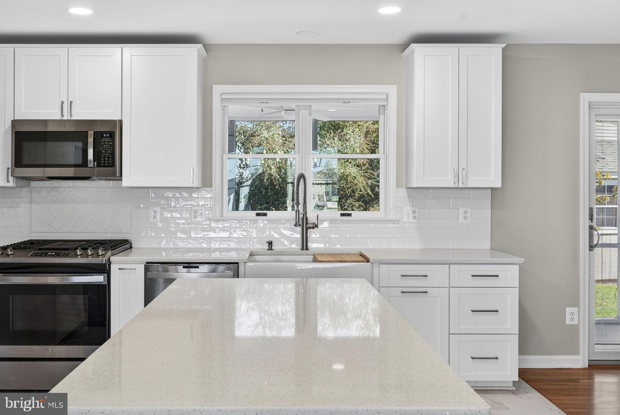 LORD FAIRFAX/MDLTWN GLEN - Residential