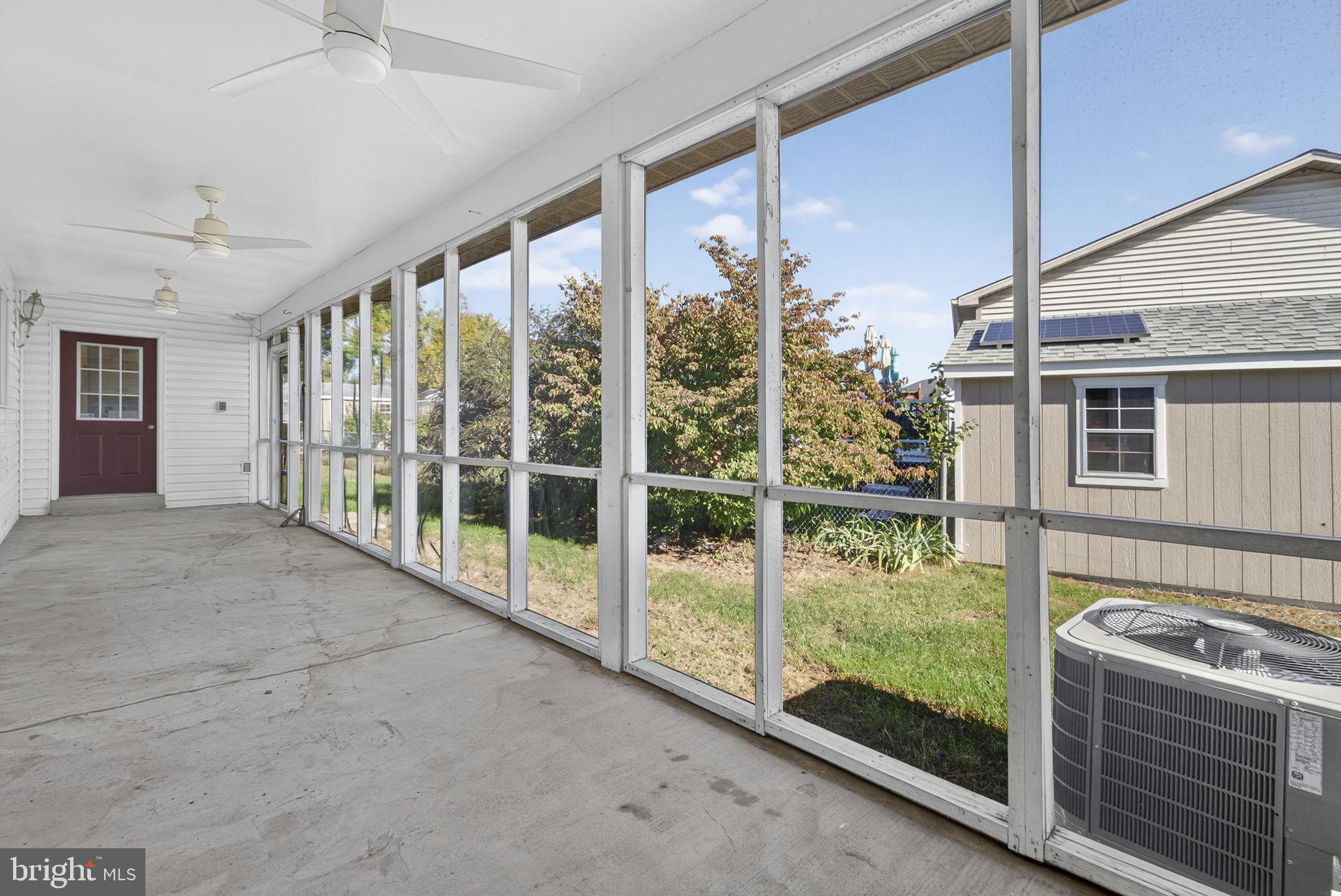 LORD FAIRFAX/MDLTWN GLEN - Residential