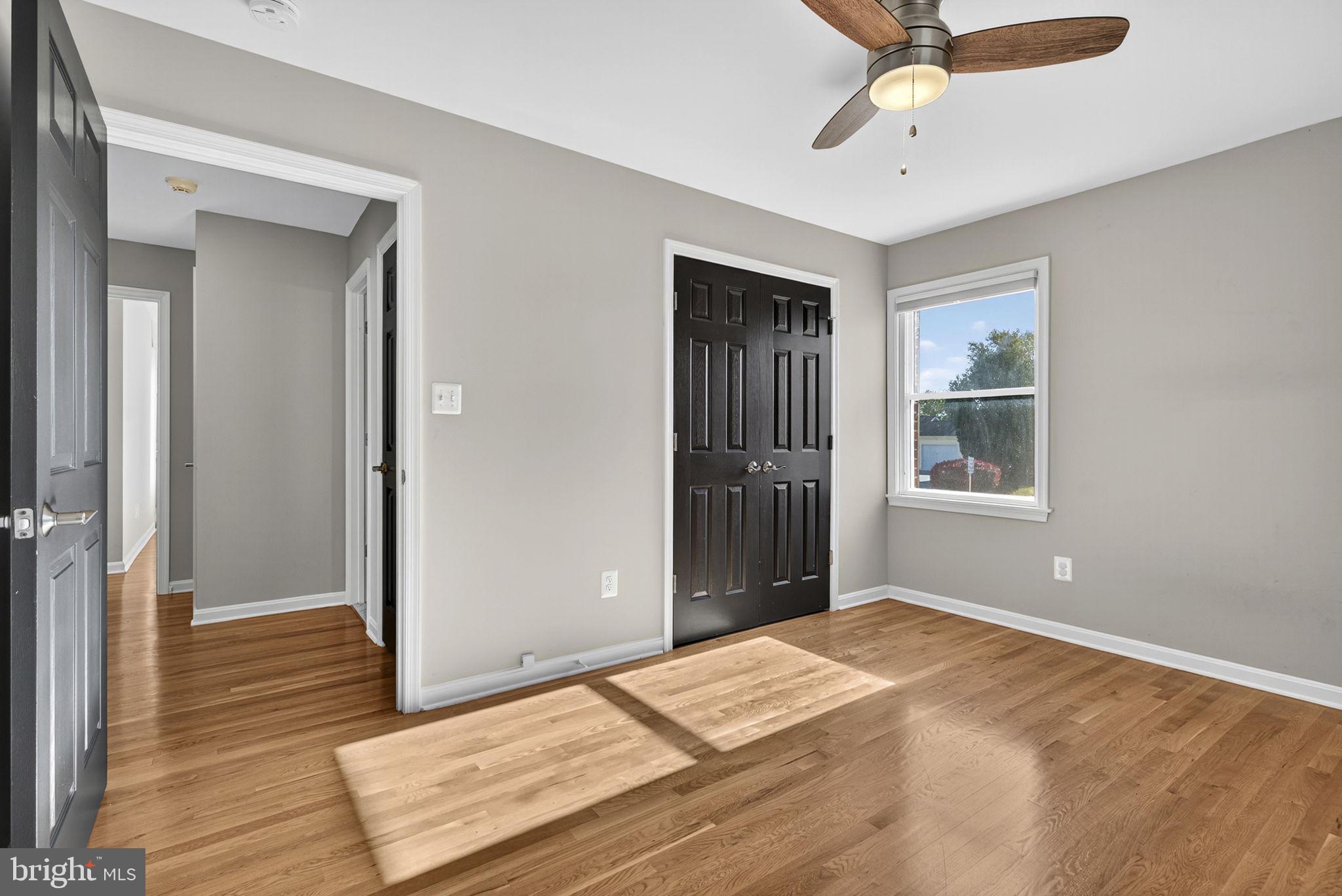 LORD FAIRFAX/MDLTWN GLEN - Residential