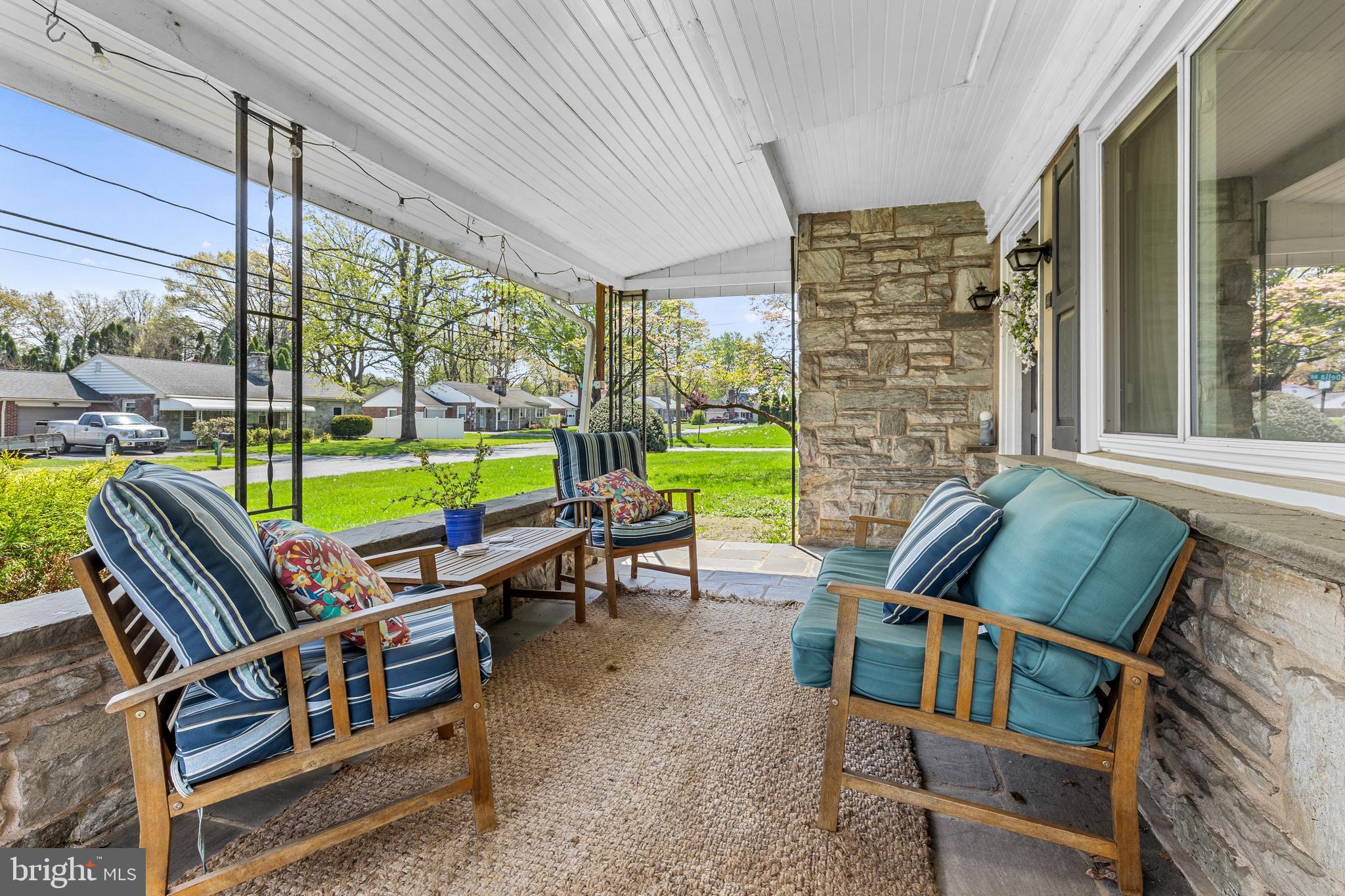 4 PLEASANT DRIVE