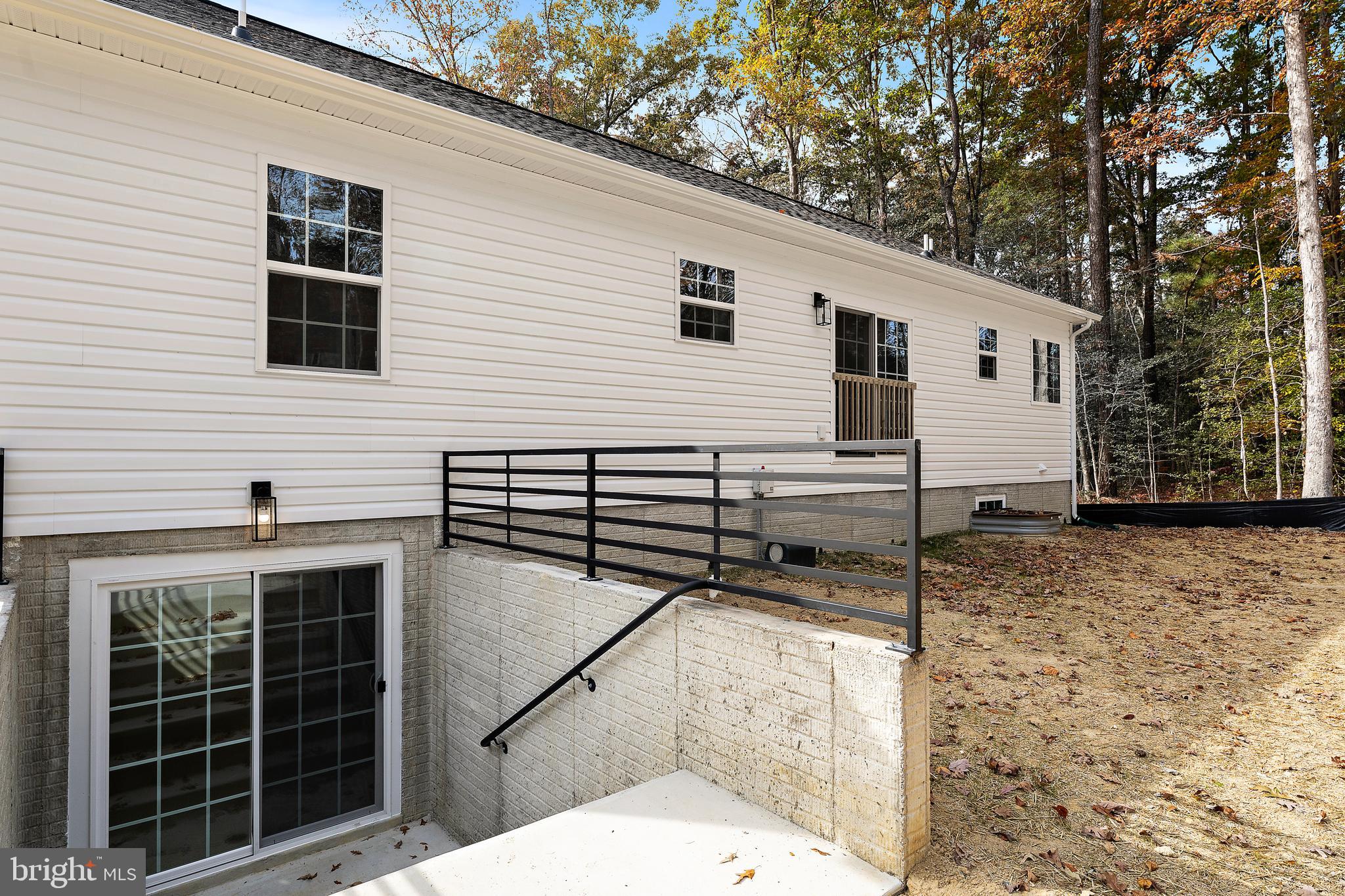 LAKE CAROLINE - Residential