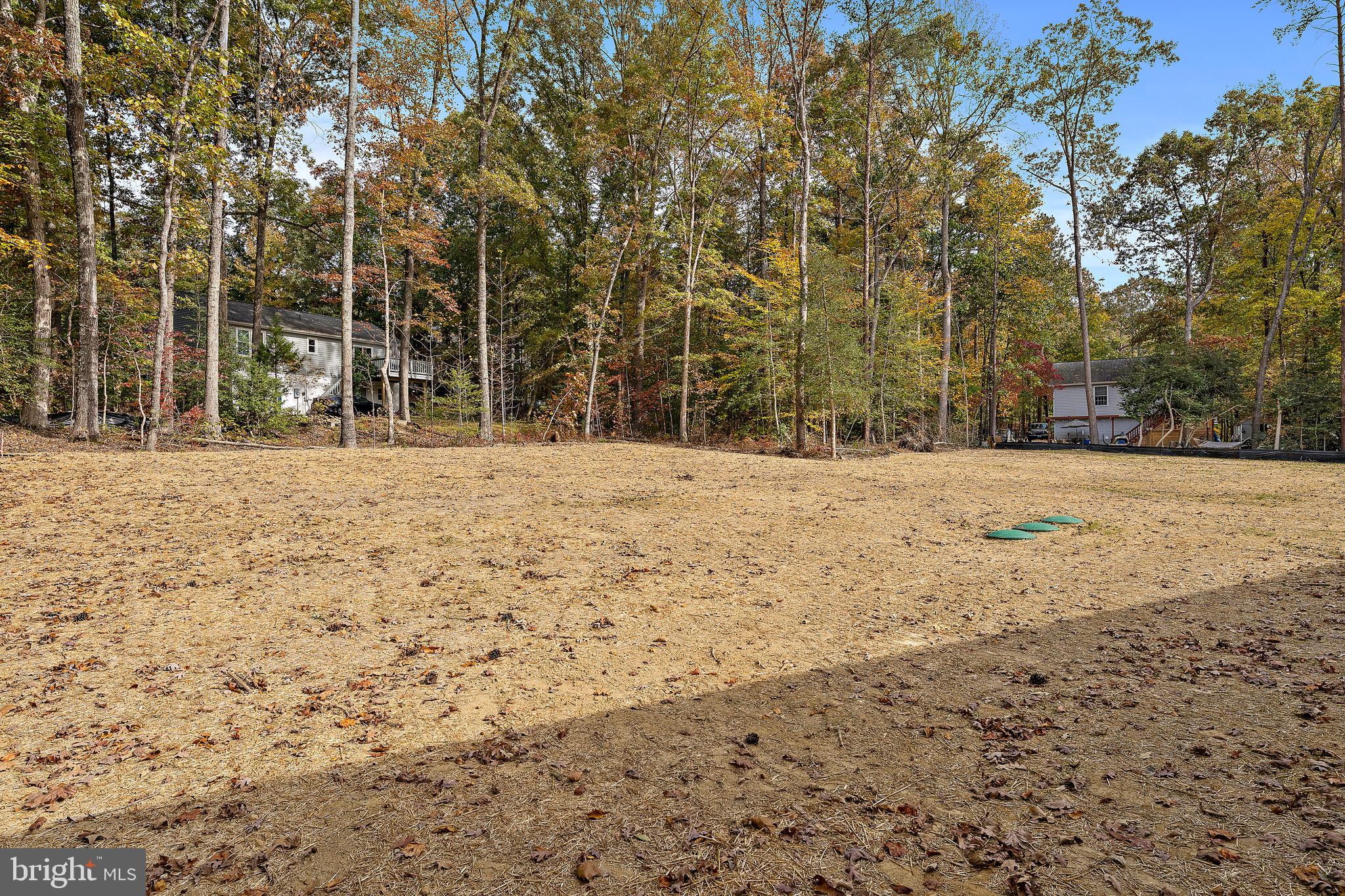 LAKE CAROLINE - Residential