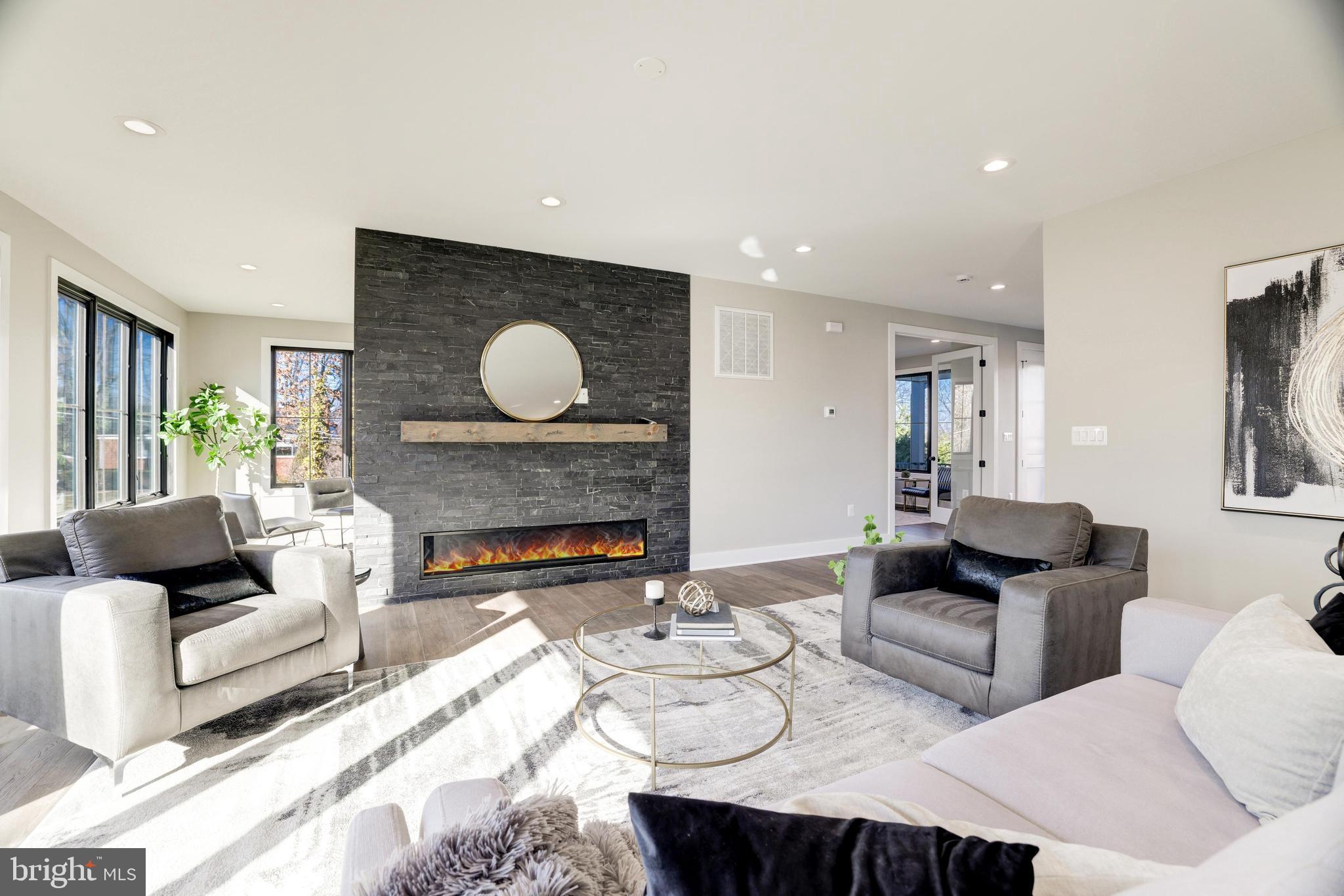 POPLAR HEIGHTS - Residential