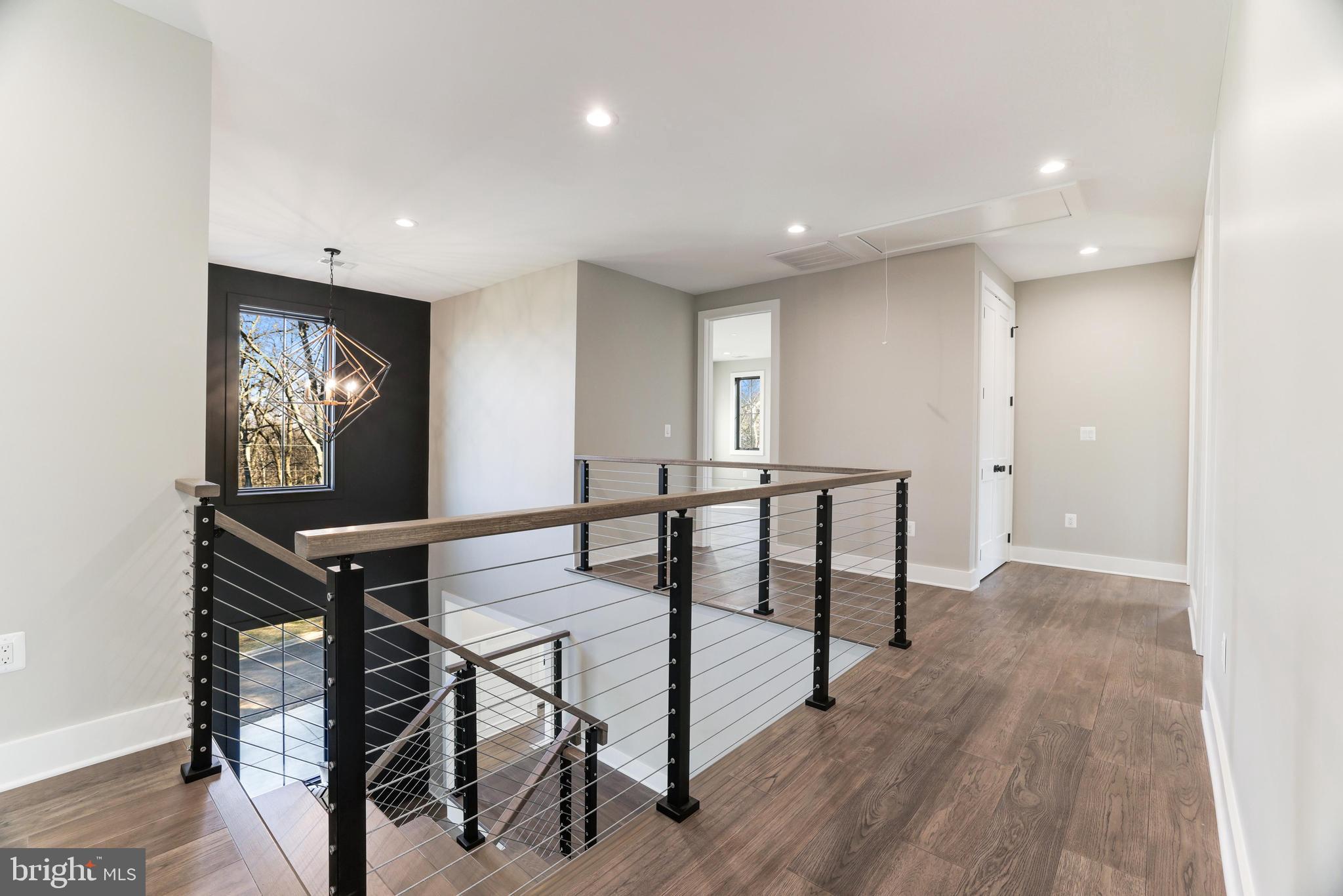 POPLAR HEIGHTS - Residential