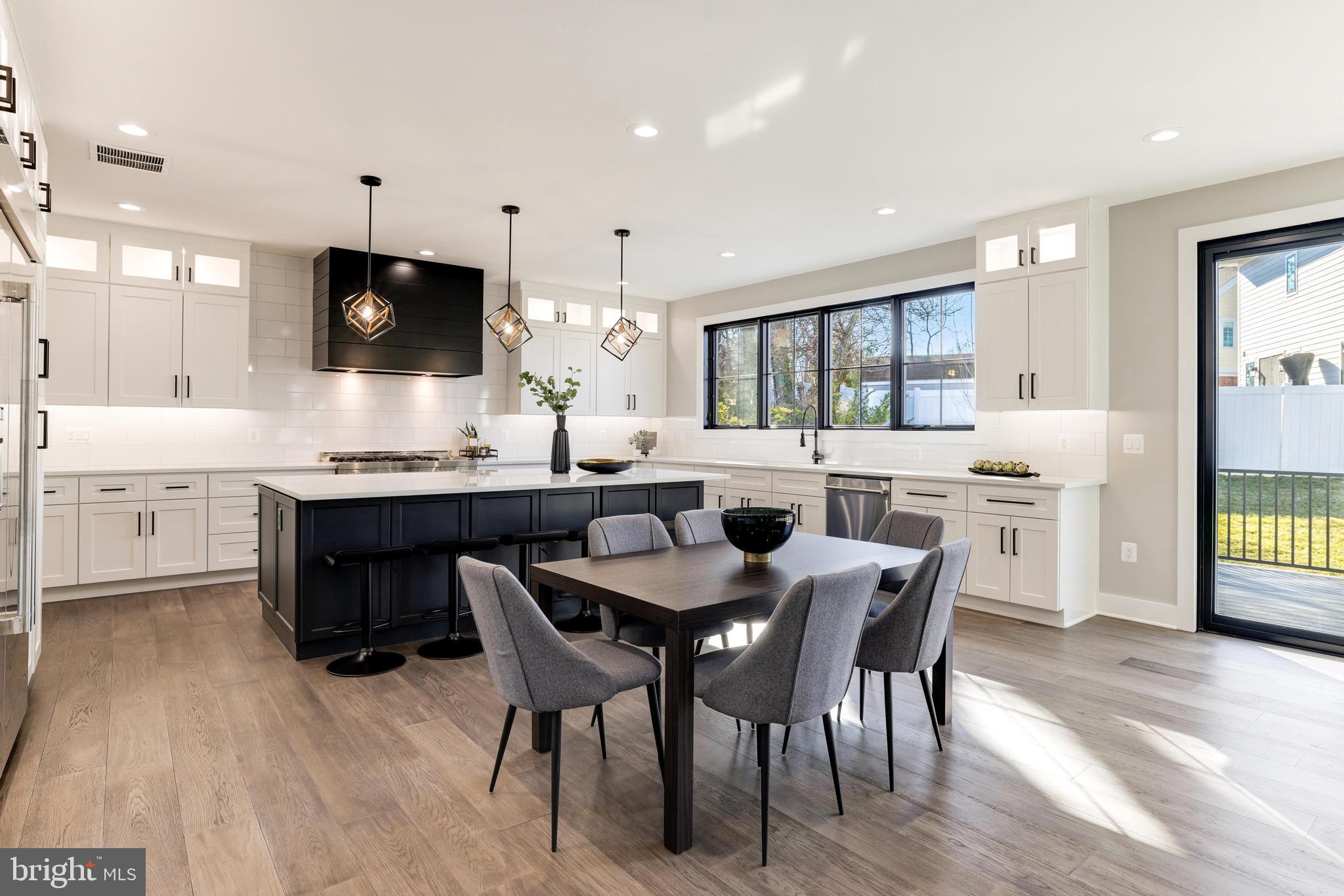 POPLAR HEIGHTS - Residential