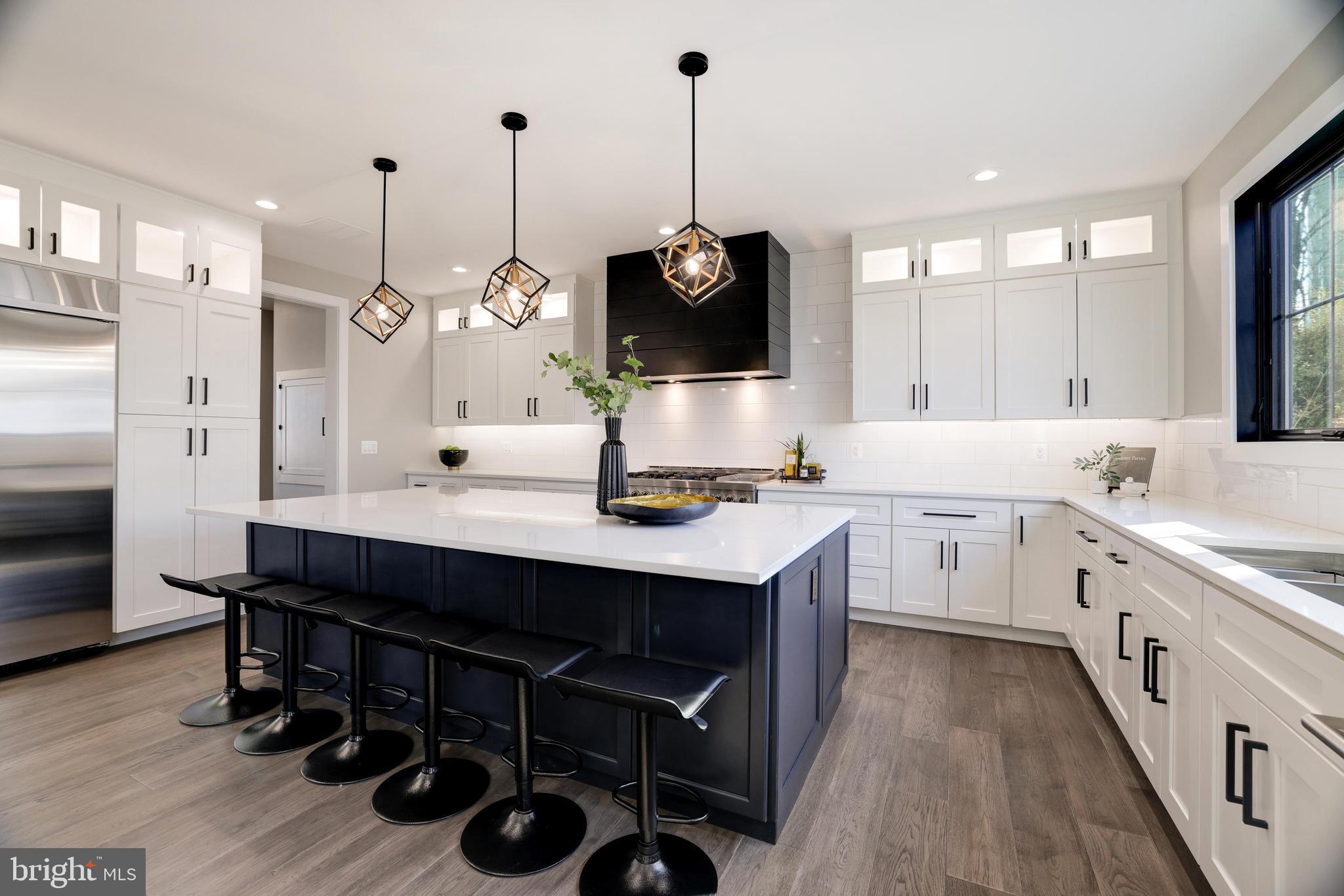 POPLAR HEIGHTS - Residential