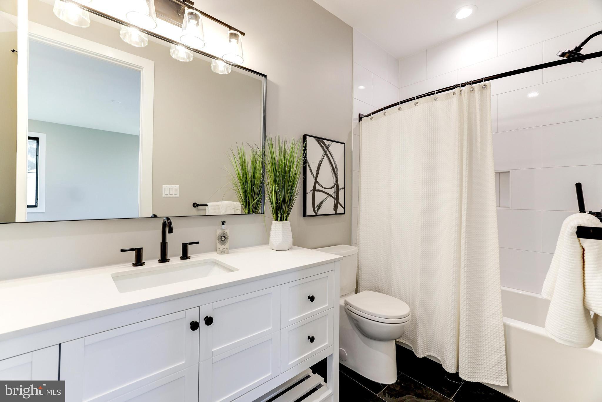 POPLAR HEIGHTS - Residential