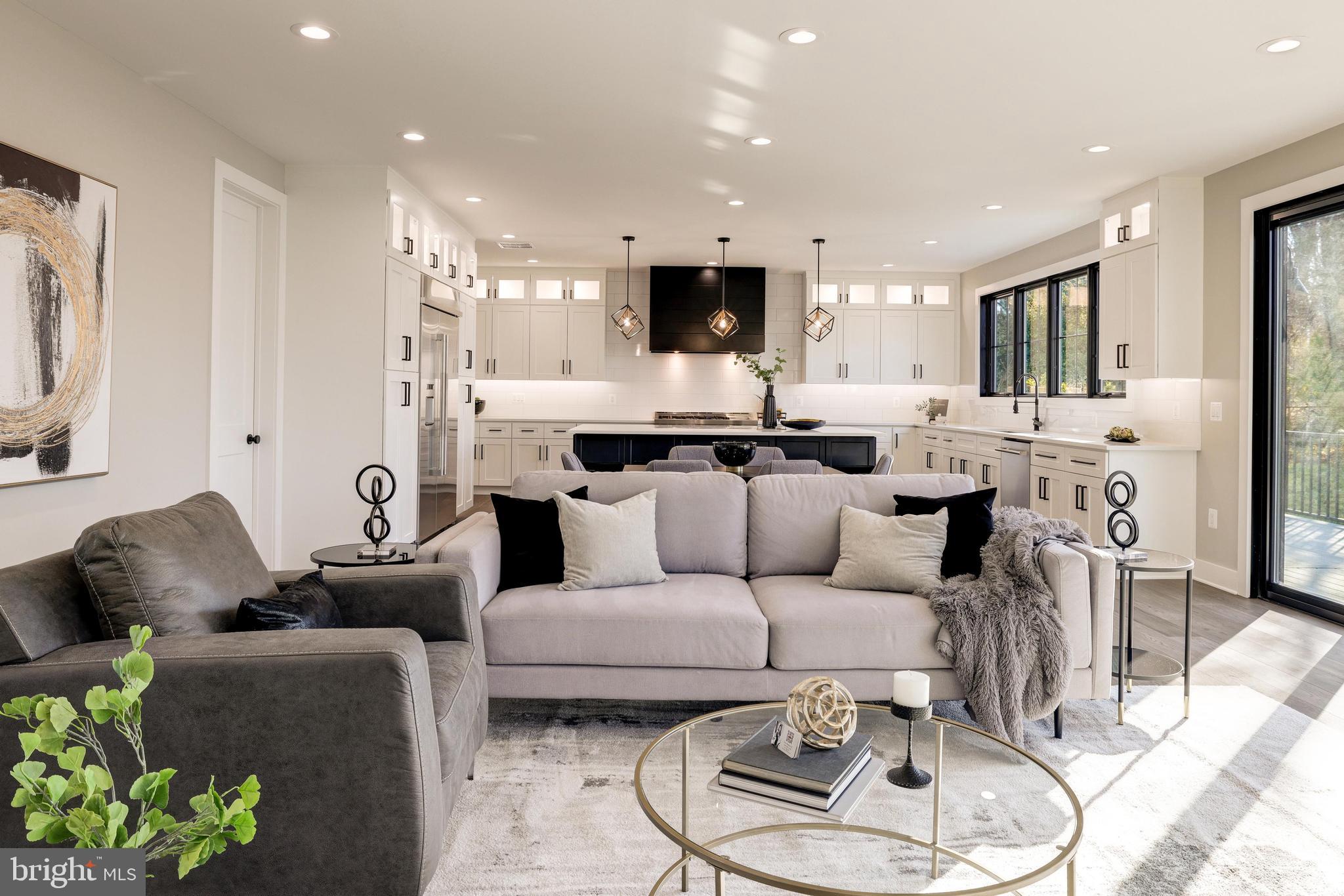 POPLAR HEIGHTS - Residential