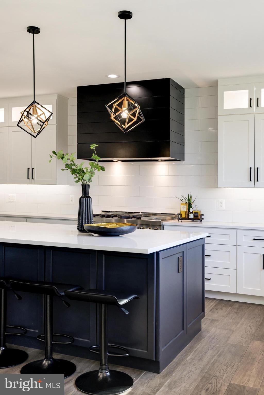 POPLAR HEIGHTS - Residential