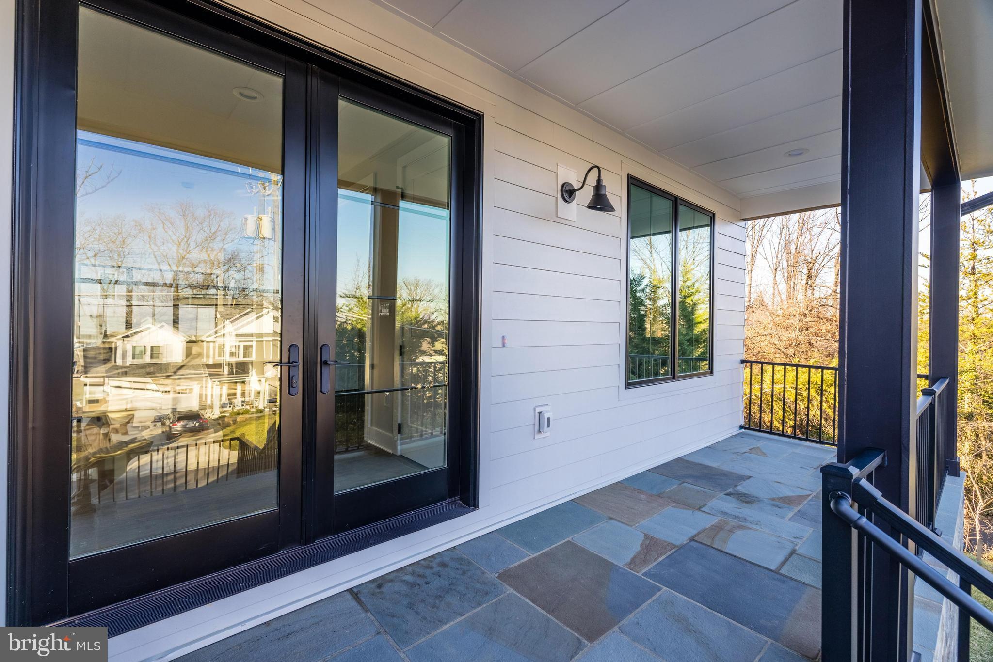 POPLAR HEIGHTS - Residential