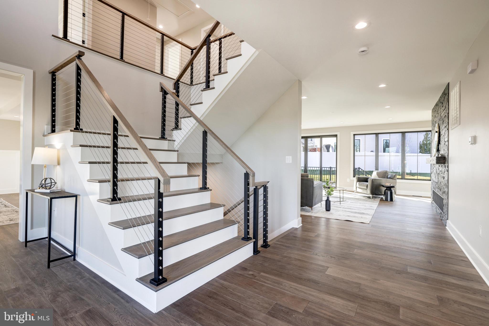 POPLAR HEIGHTS - Residential