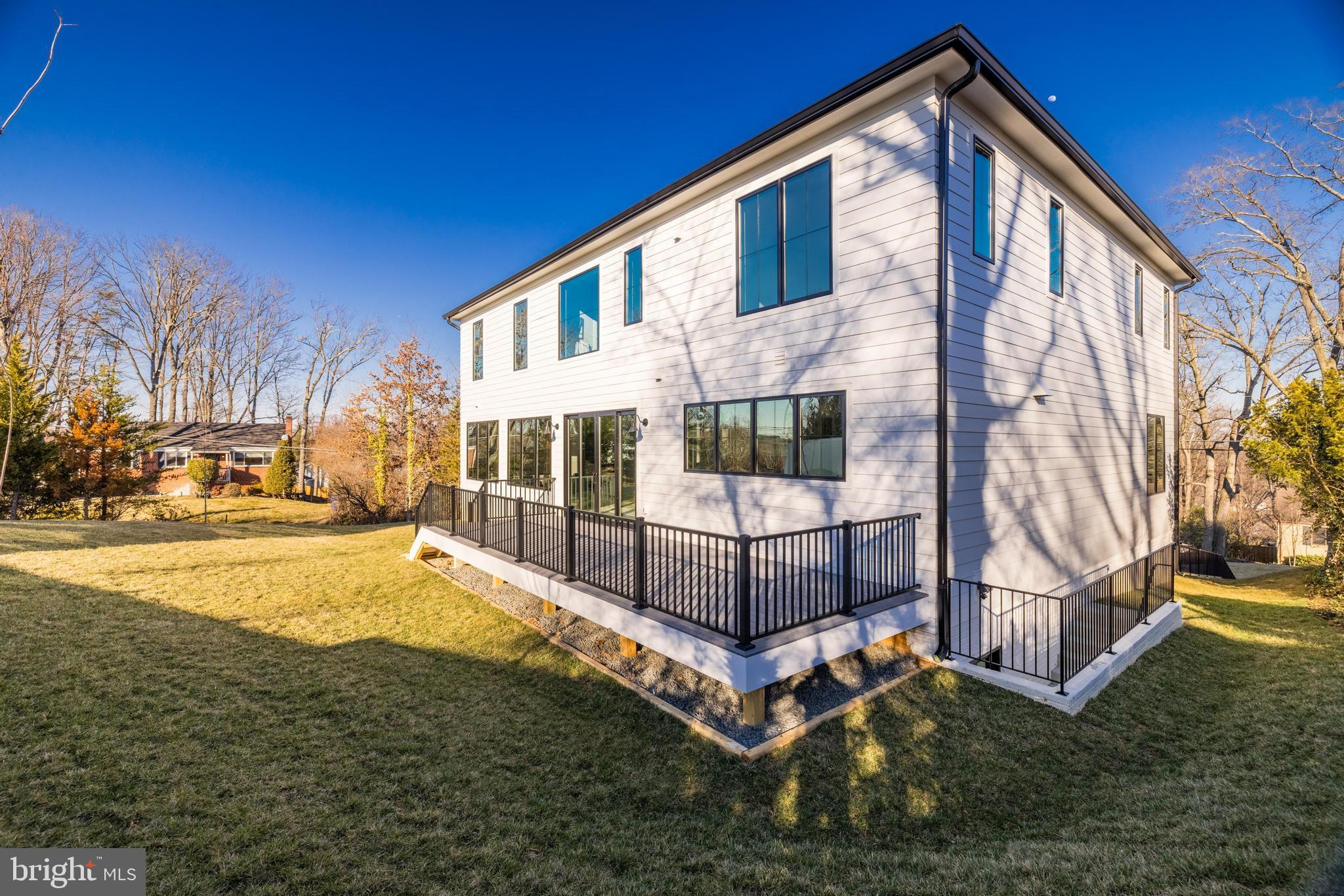 POPLAR HEIGHTS - Residential