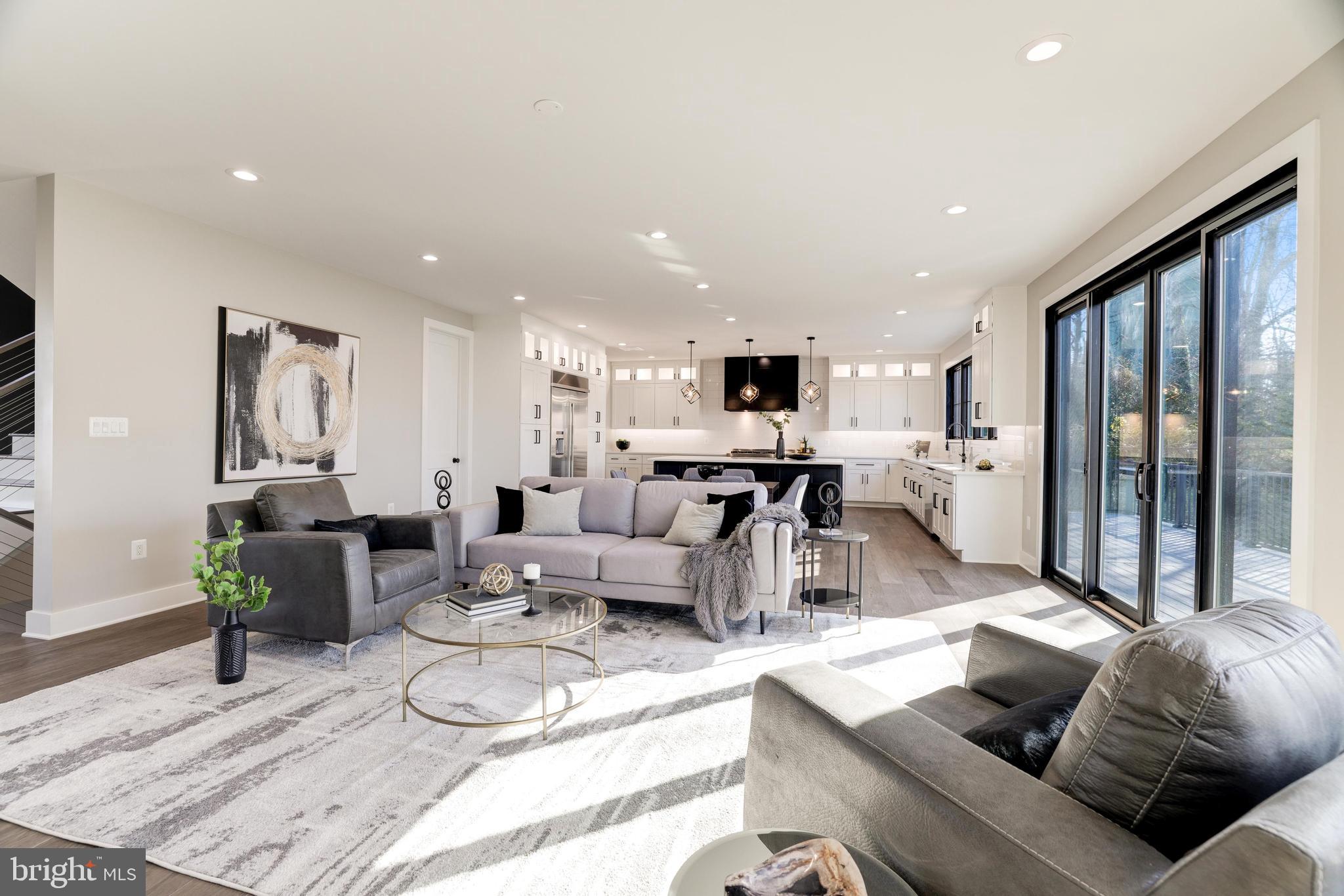 POPLAR HEIGHTS - Residential