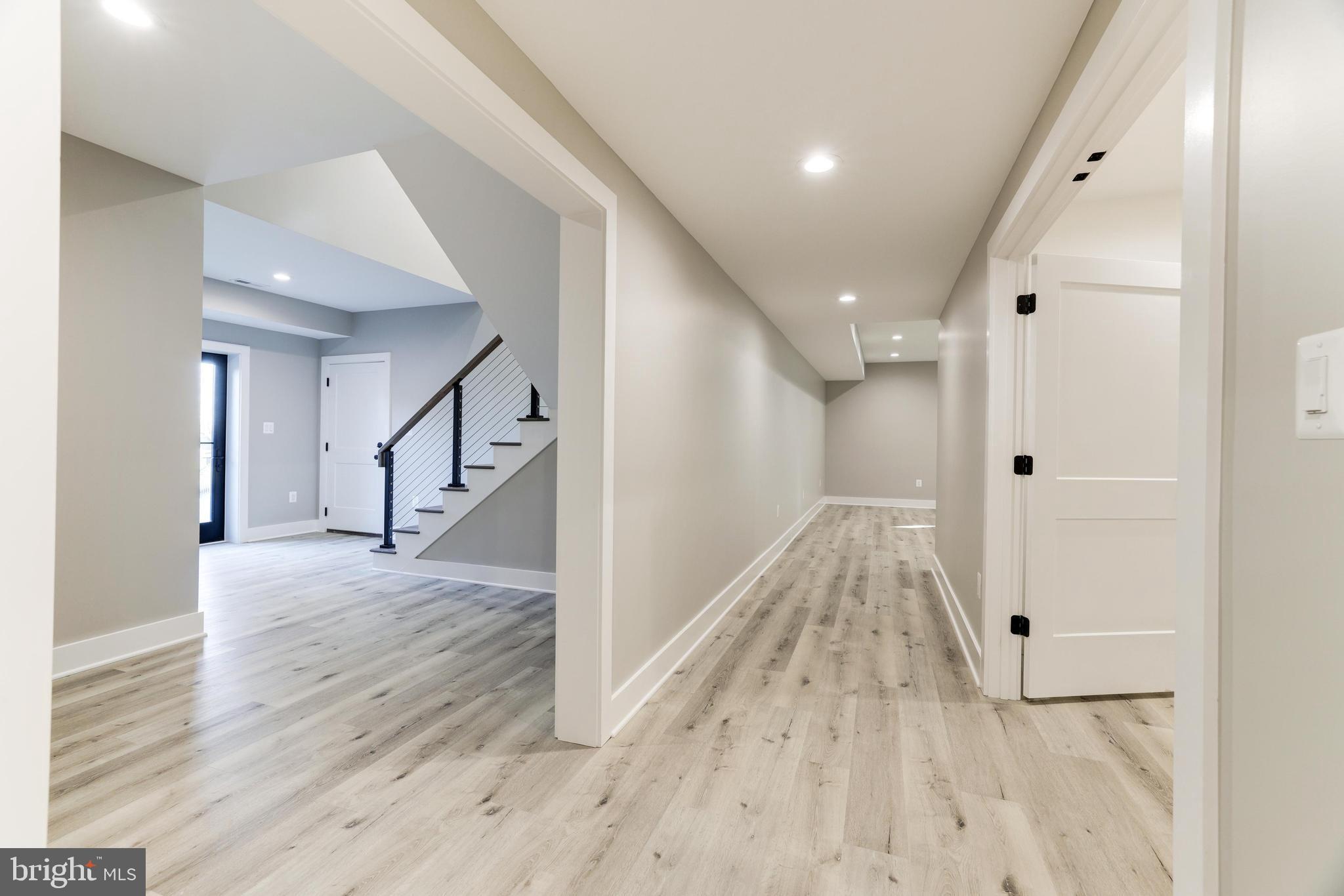 POPLAR HEIGHTS - Residential