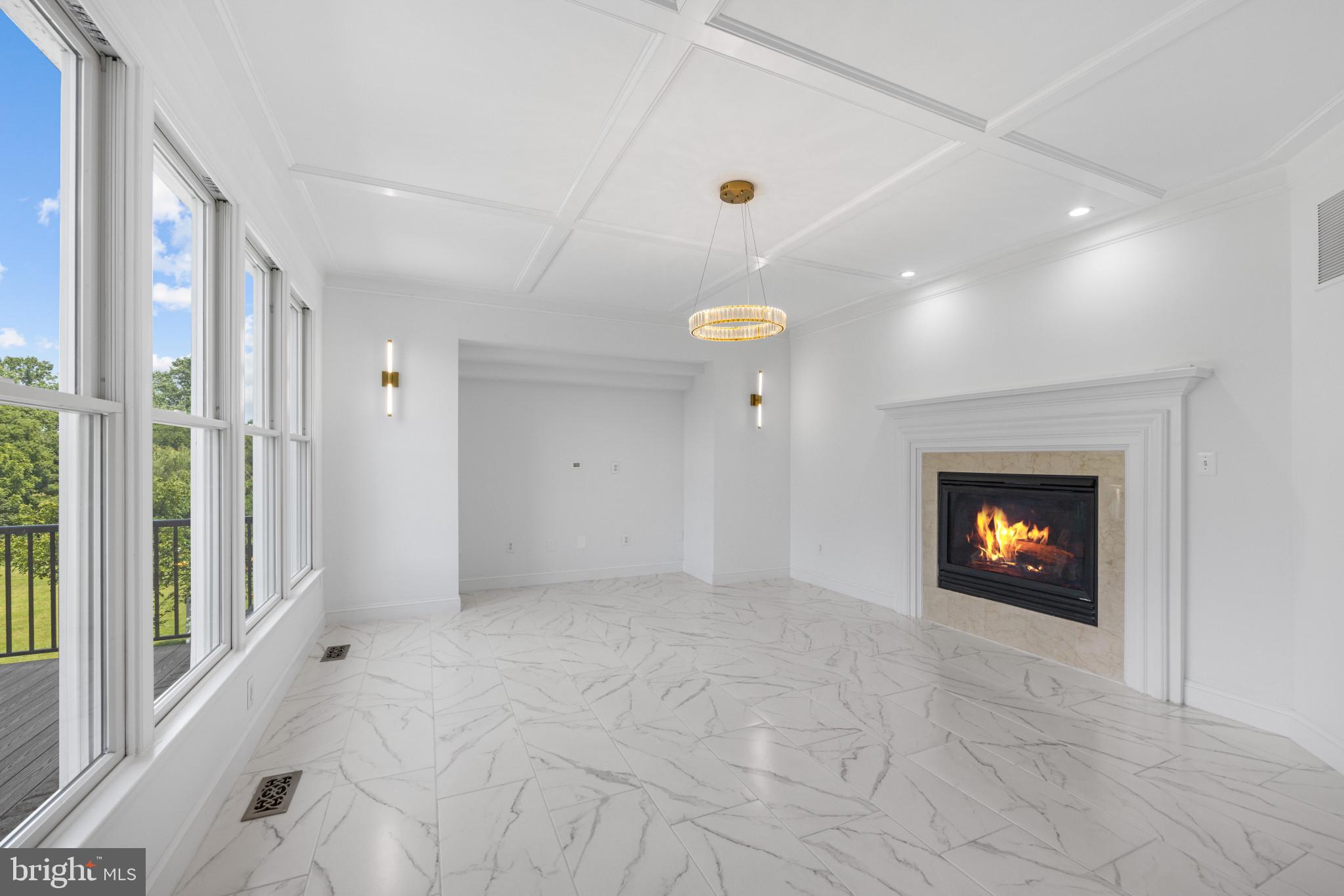 HIGHLAND - Residential