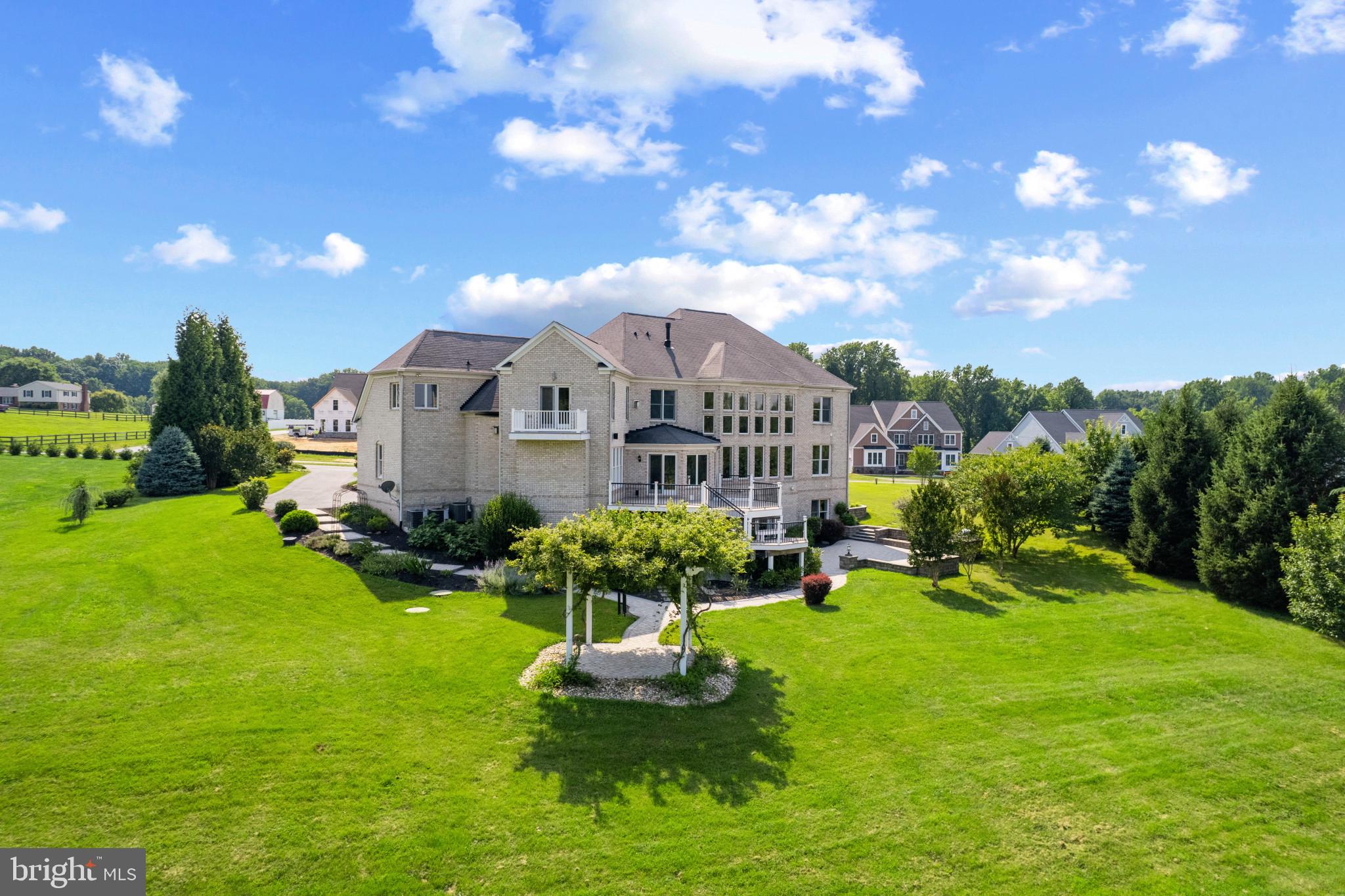 HIGHLAND - Residential