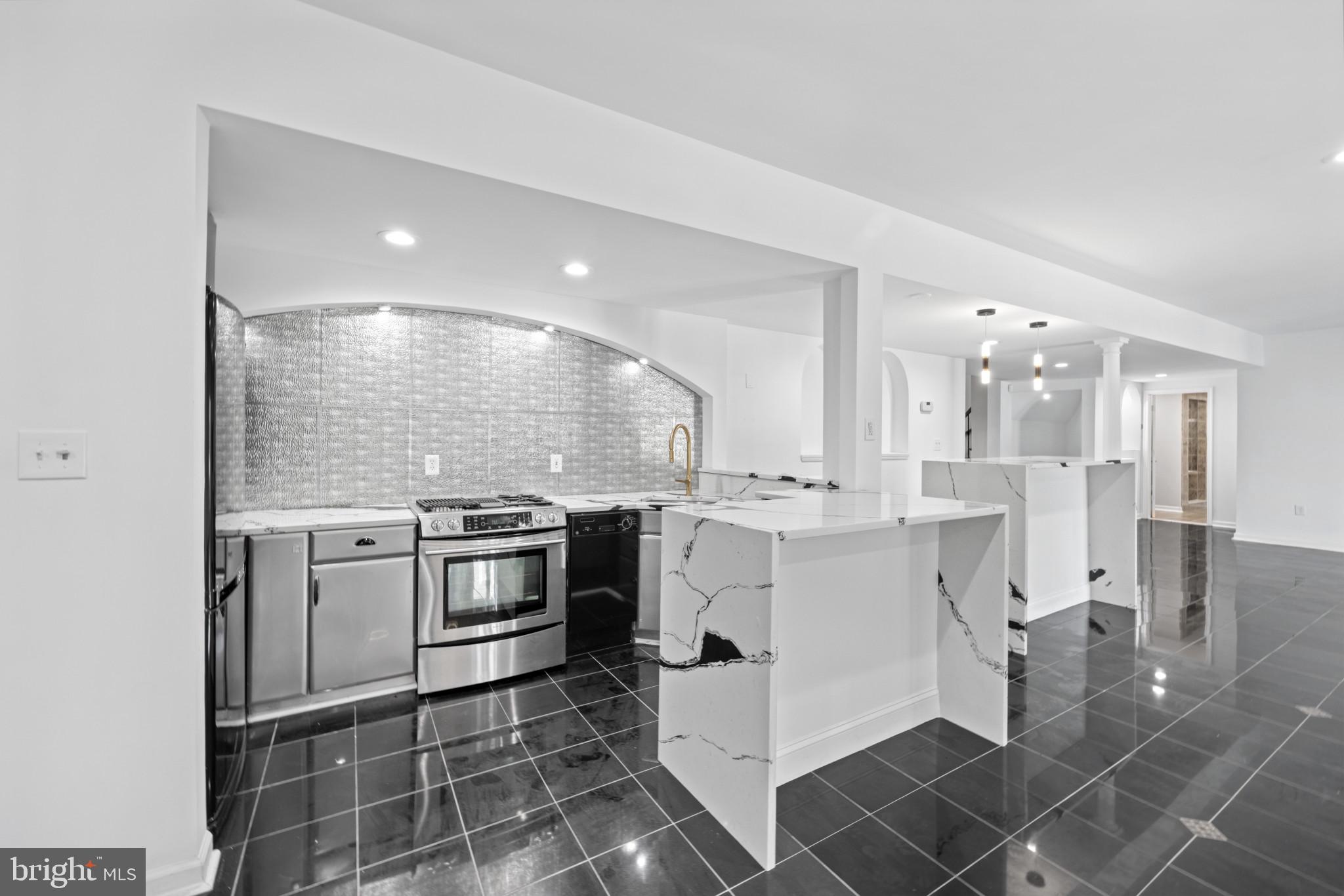 HIGHLAND - Residential