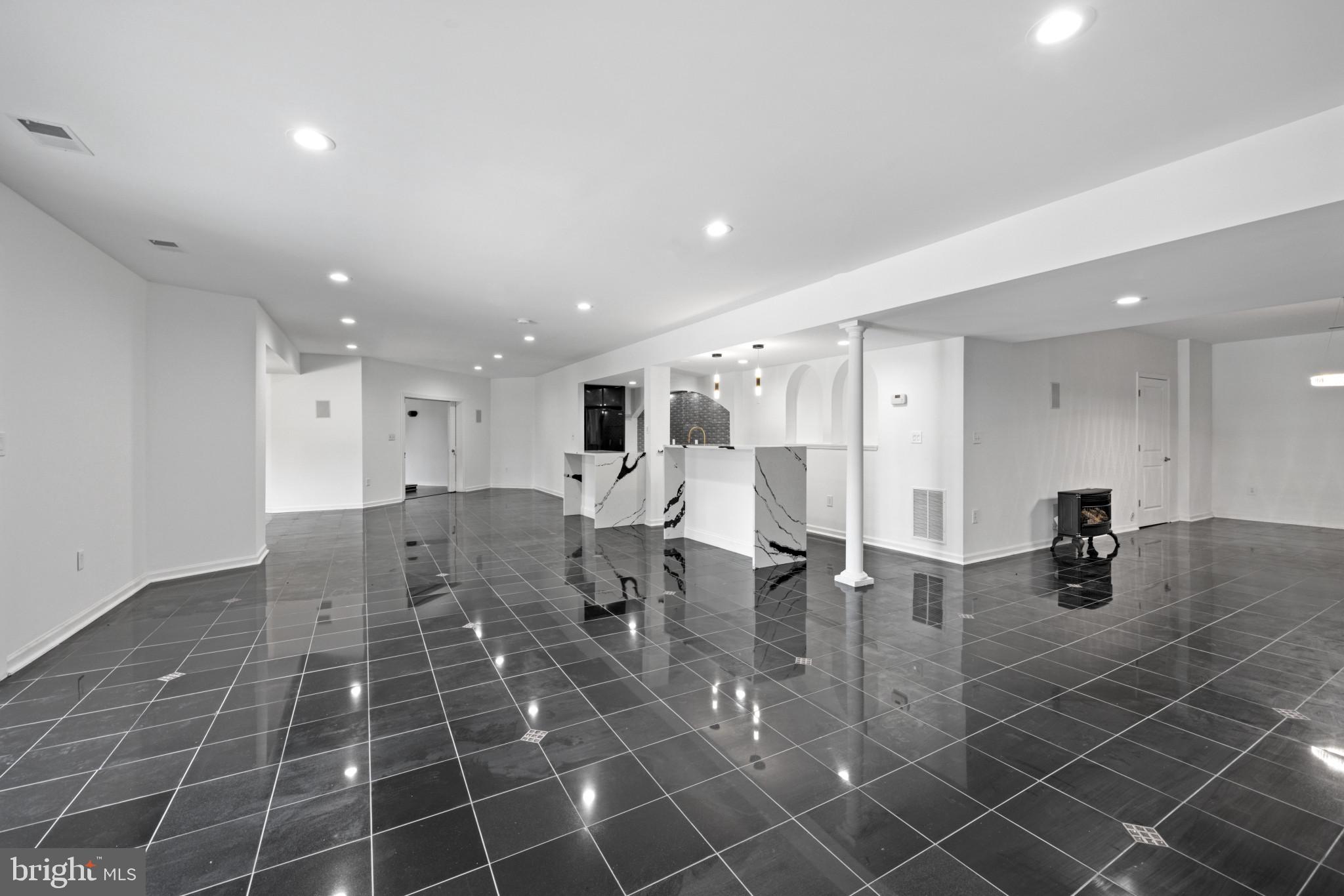 HIGHLAND - Residential