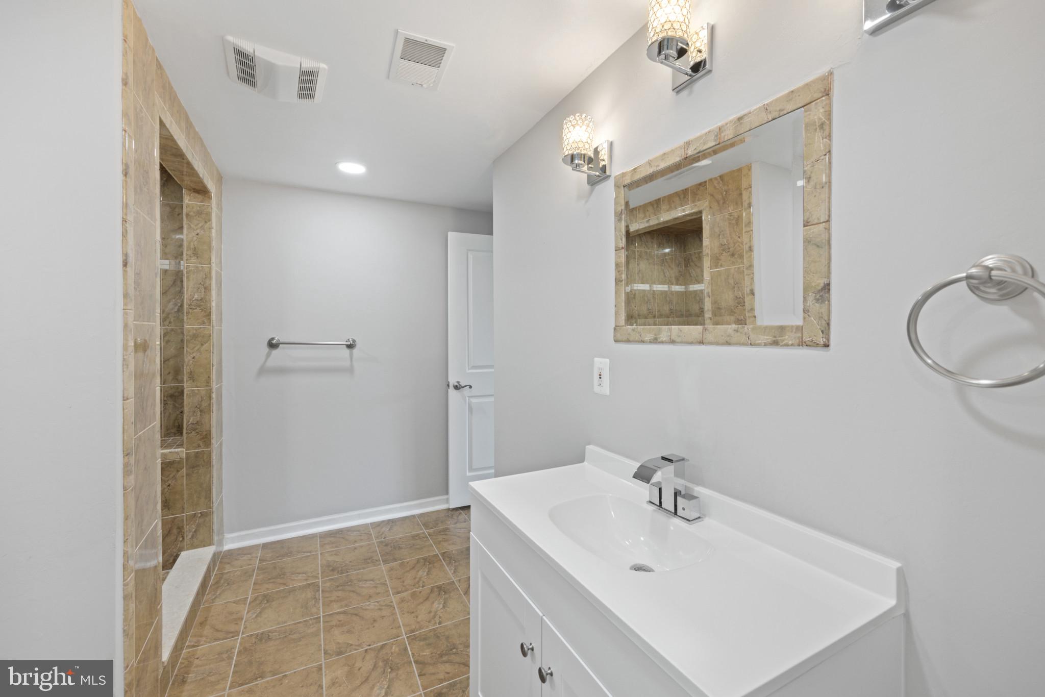 HIGHLAND - Residential