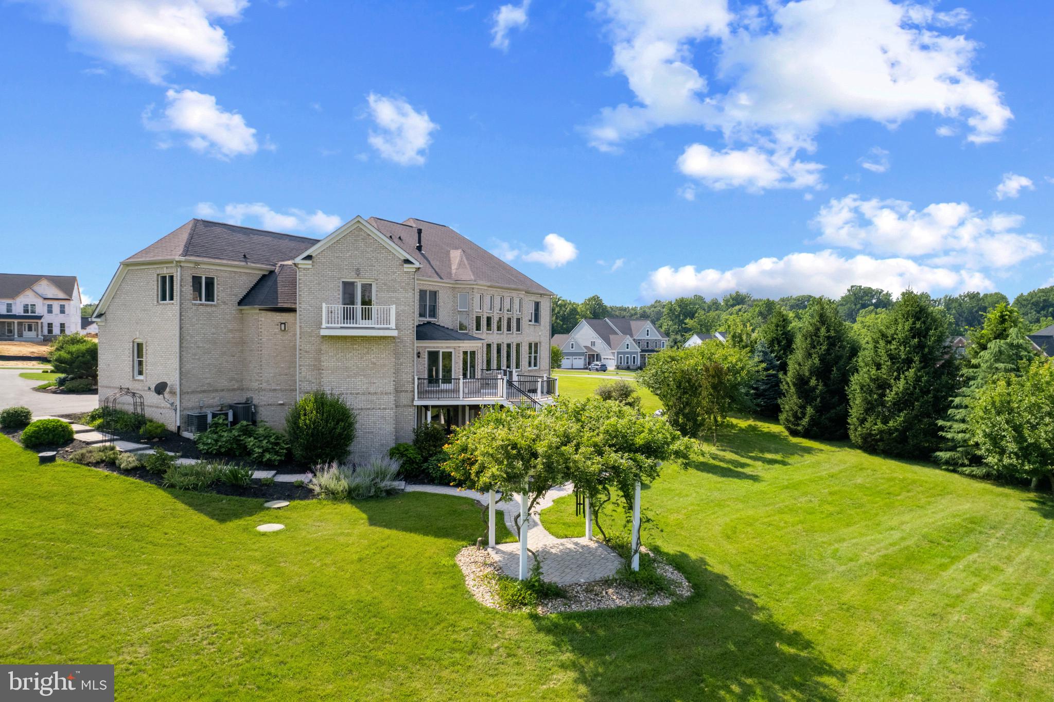 HIGHLAND - Residential