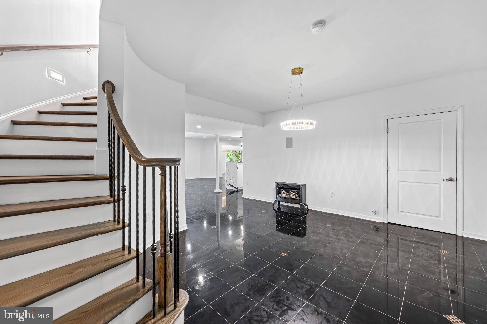 HIGHLAND - Residential