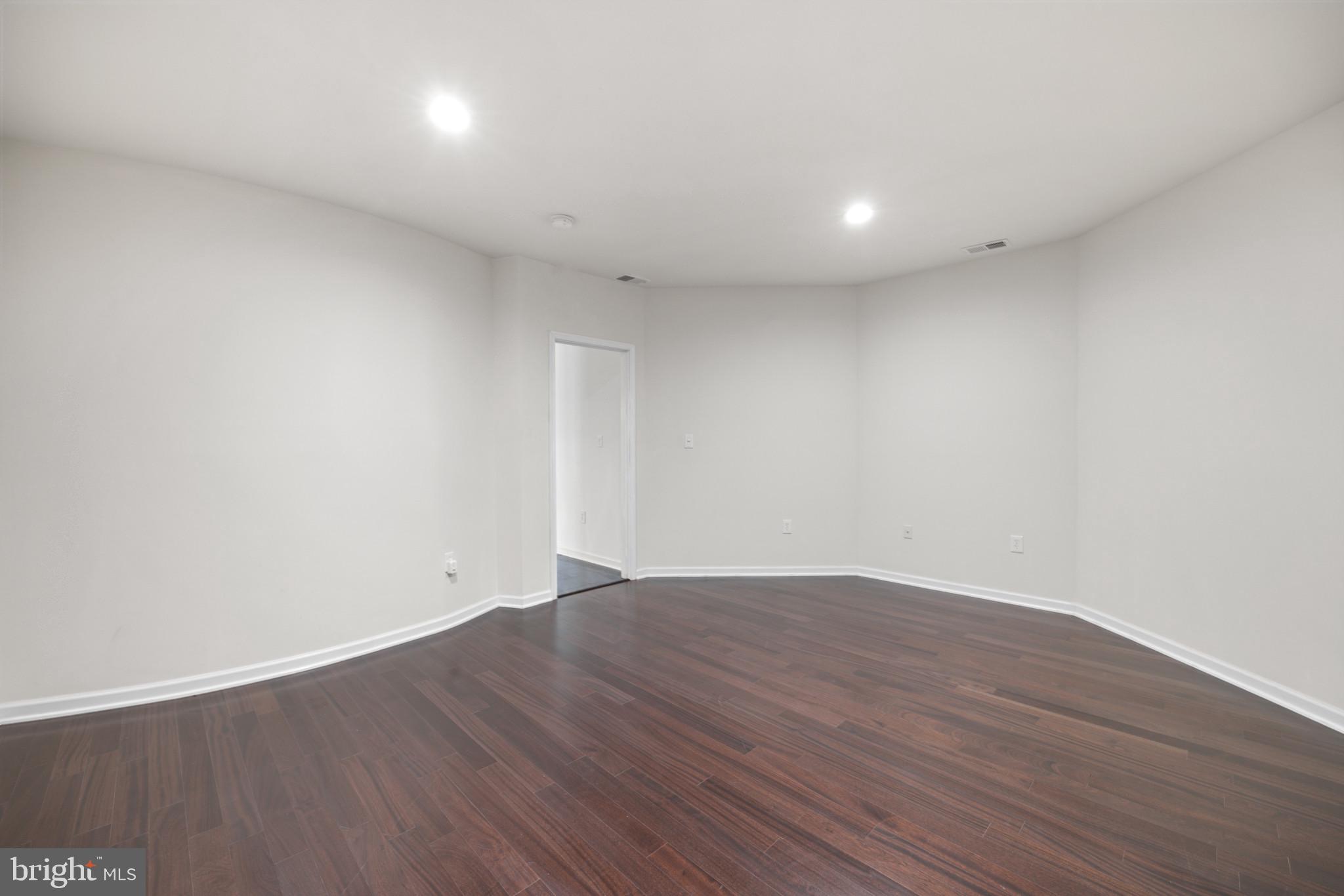 HIGHLAND - Residential