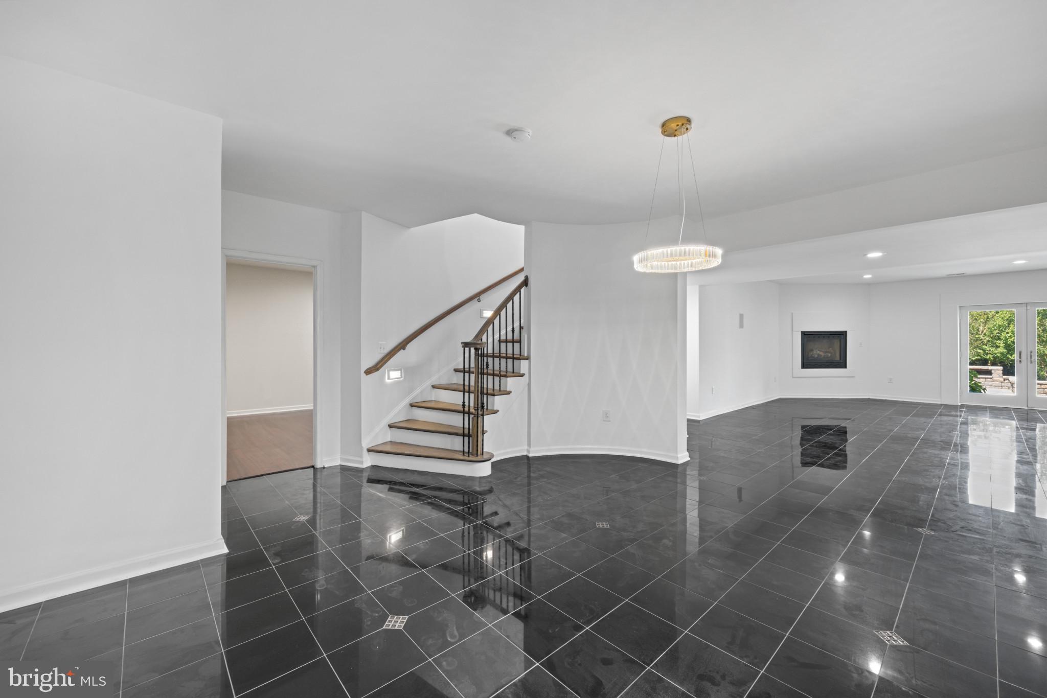 HIGHLAND - Residential