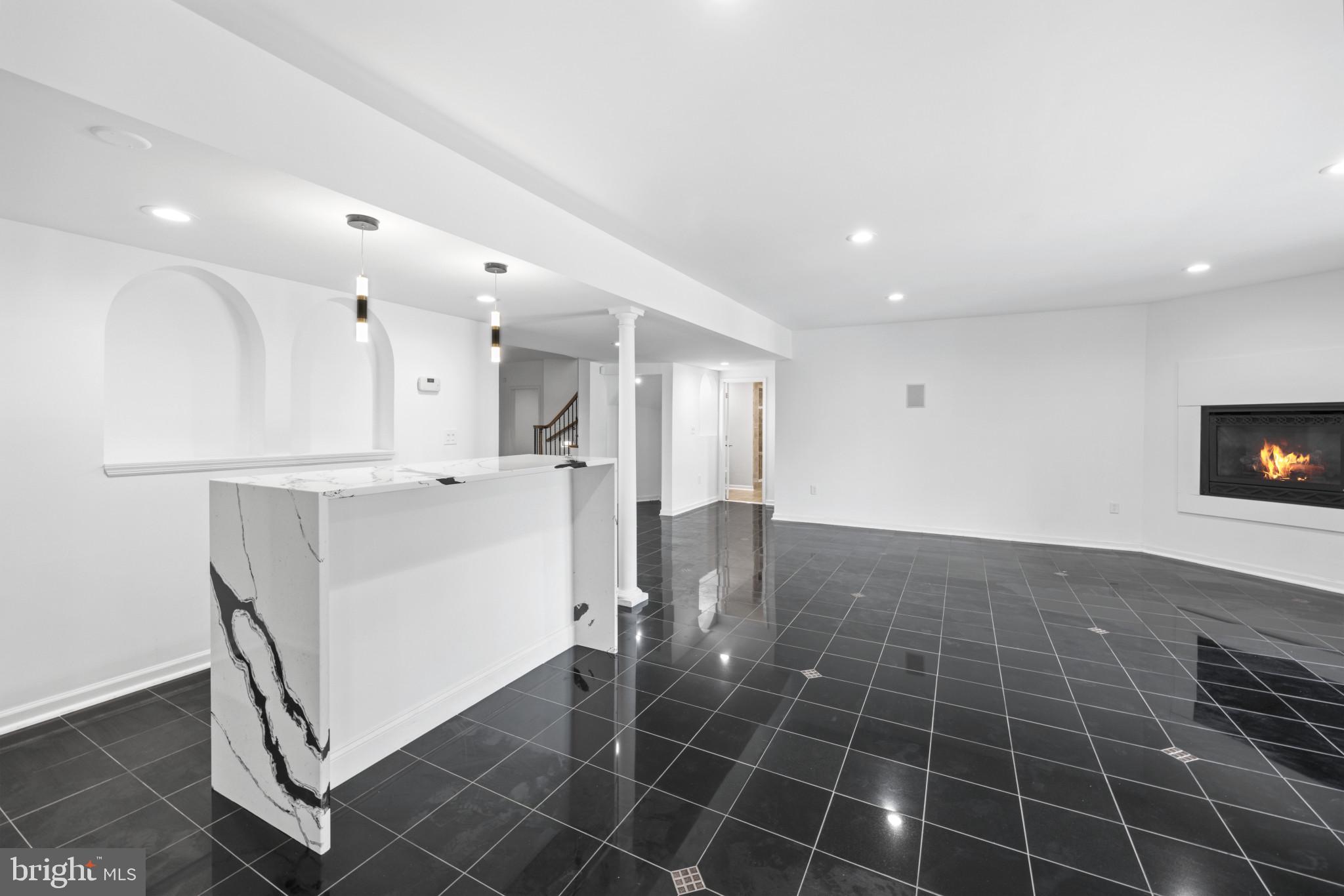 HIGHLAND - Residential